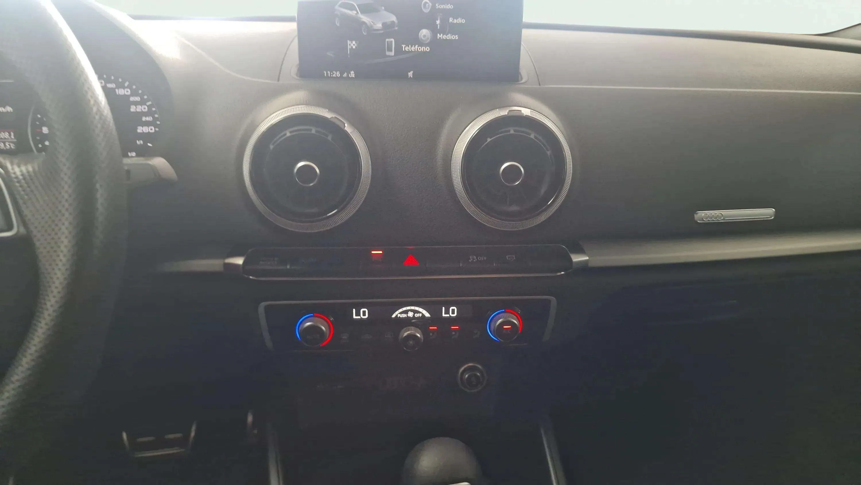 Audi A3 Black line 35 TDI S tron Sportback - foto 14
