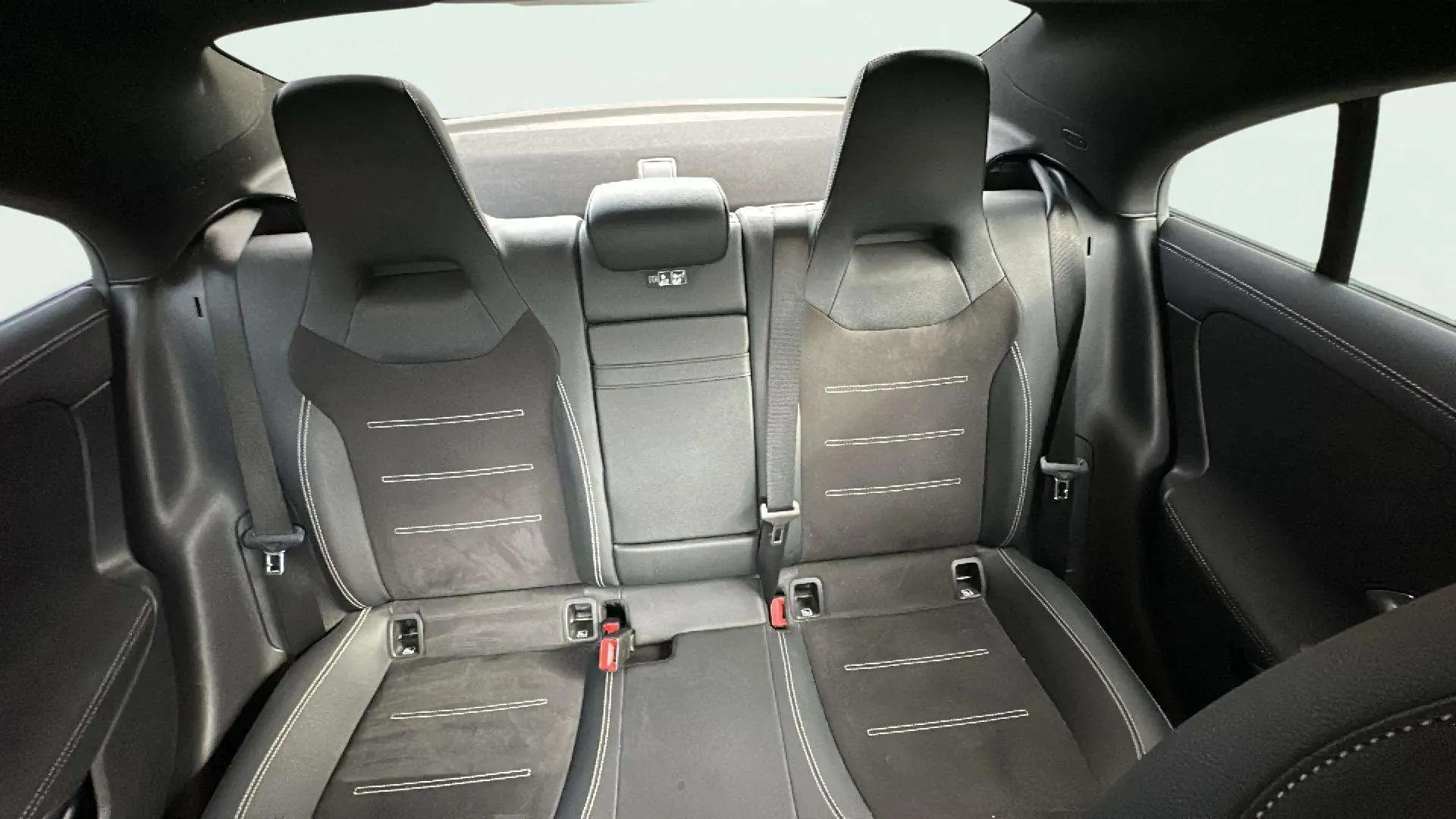 Mercedes-Benz CLA 200 D DCT - foto 20