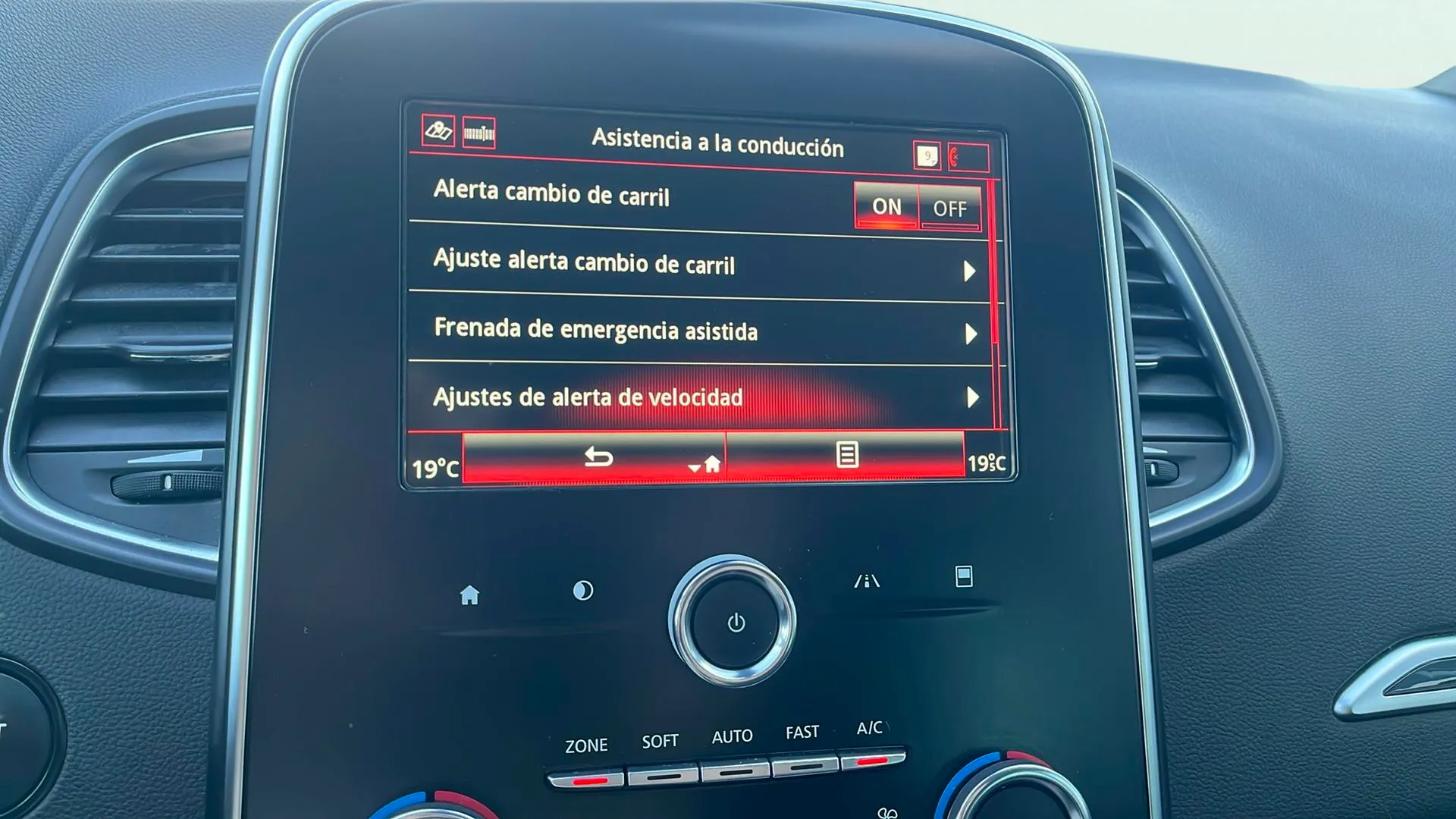 Renault Grand Scénic Limited TCe GPF MY2021 - foto 19