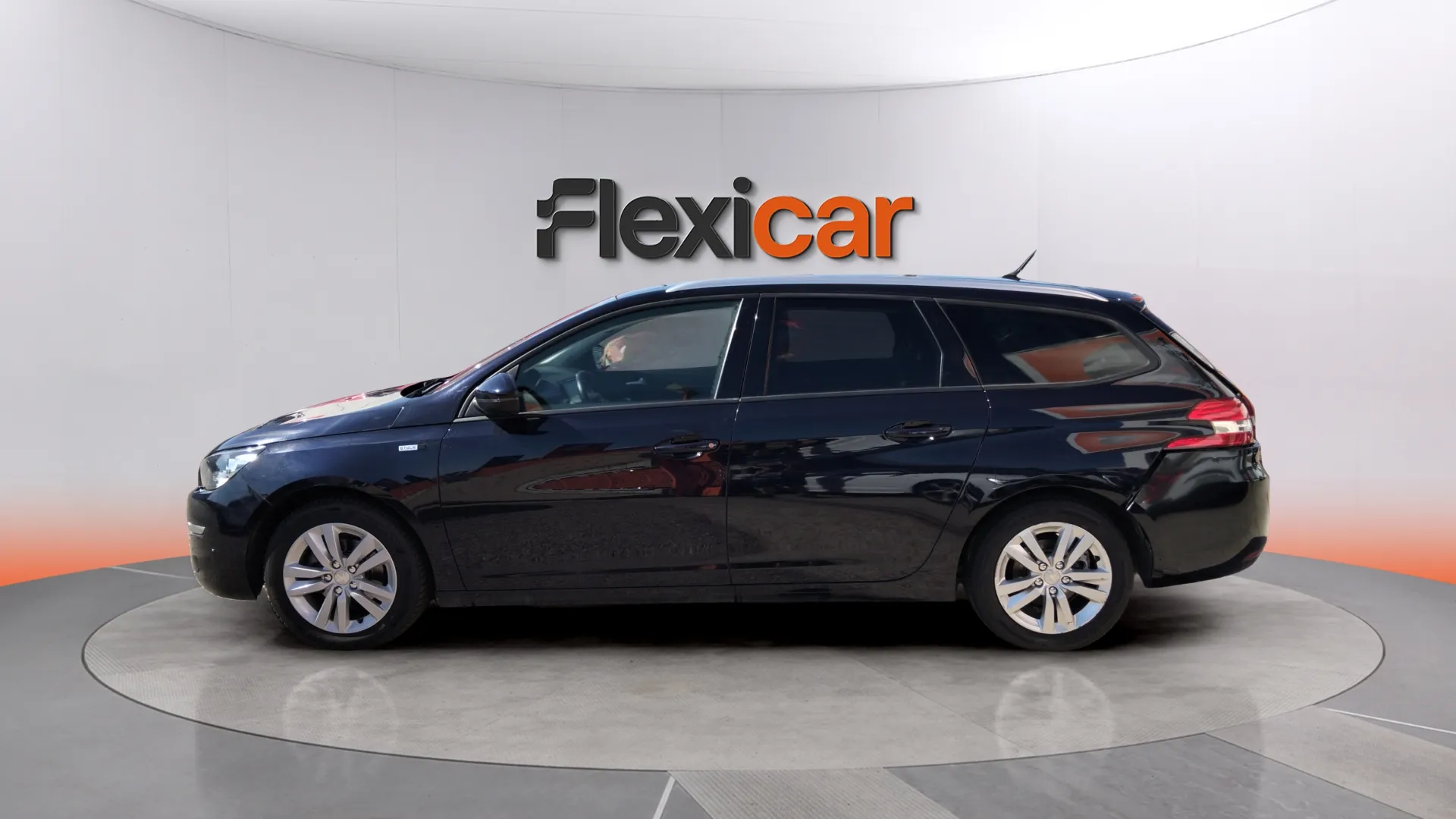 Peugeot 308 SW Style 1.2 PureTech - foto 4