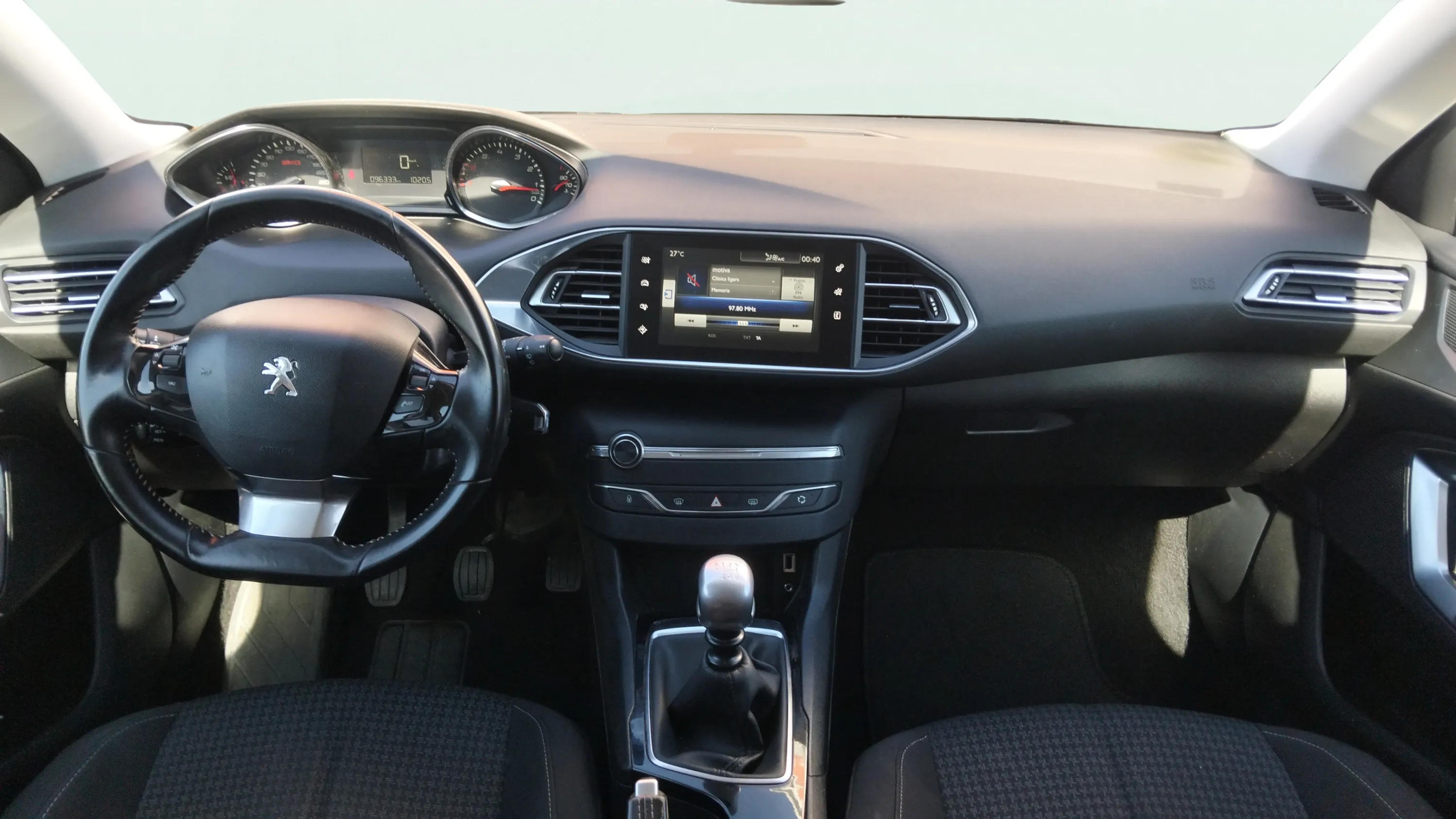 Peugeot 308 SW Style 1.2 PureTech - foto 6