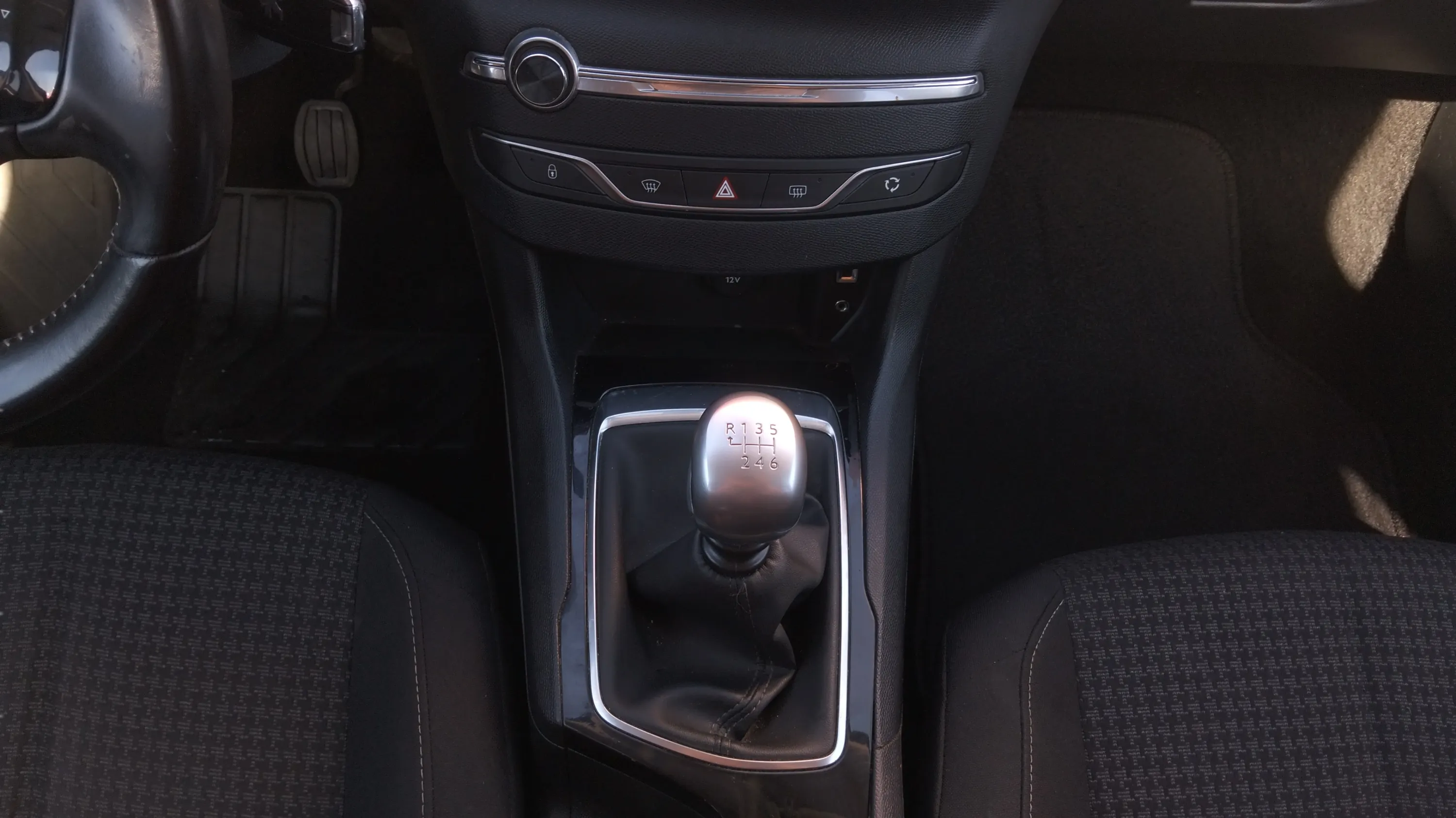Peugeot 308 SW Style 1.2 PureTech - foto 14