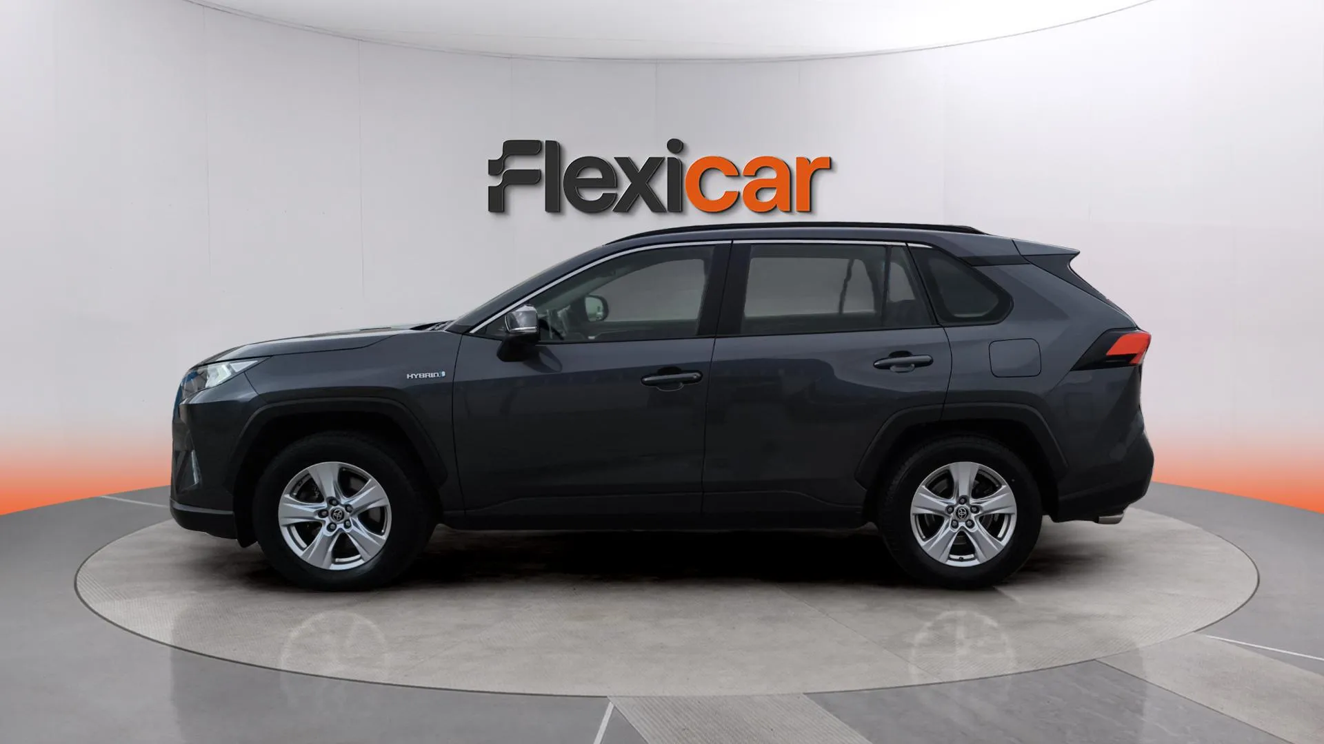 Toyota RAV4 2.5l 220H Advance - foto 8