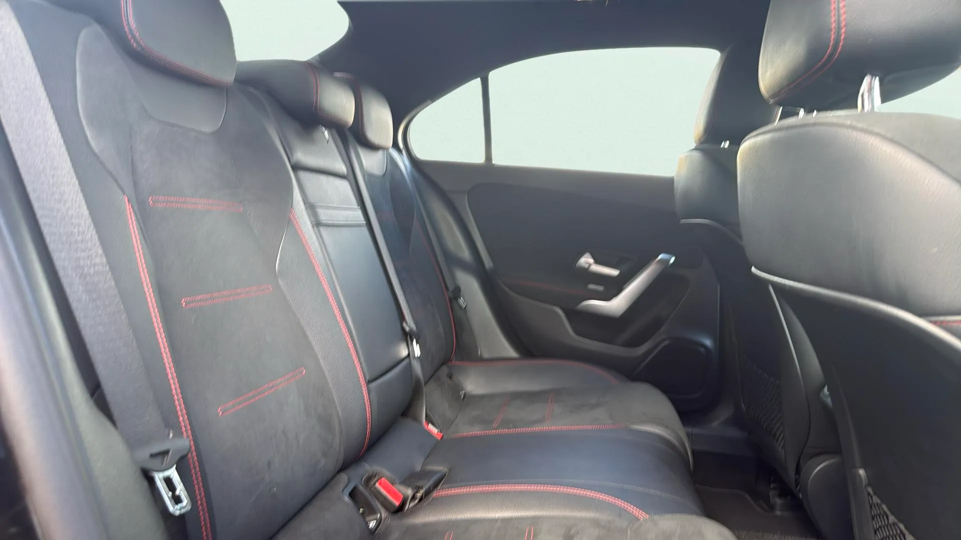 Mercedes-Benz Clase A A 200 d Sedán - foto 17