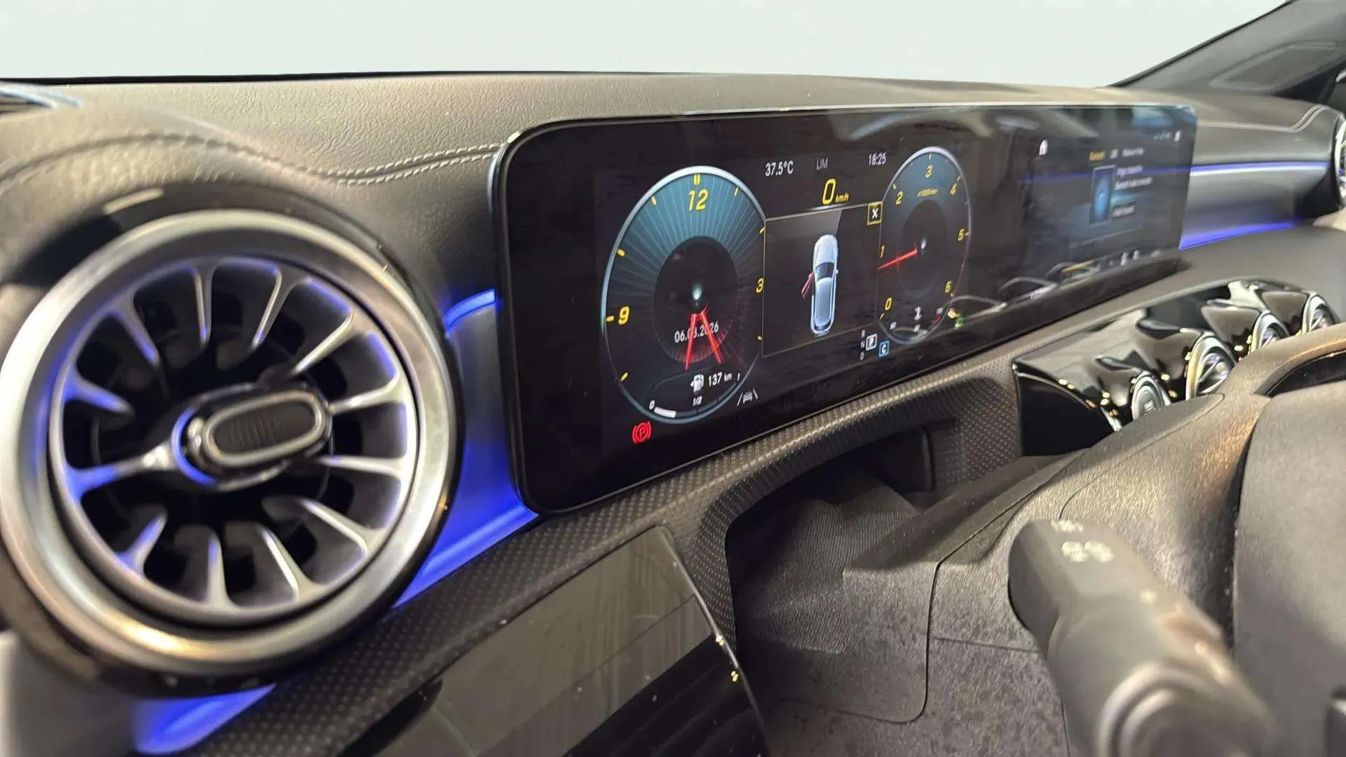 Mercedes-Benz Clase A A 200 d - foto 21