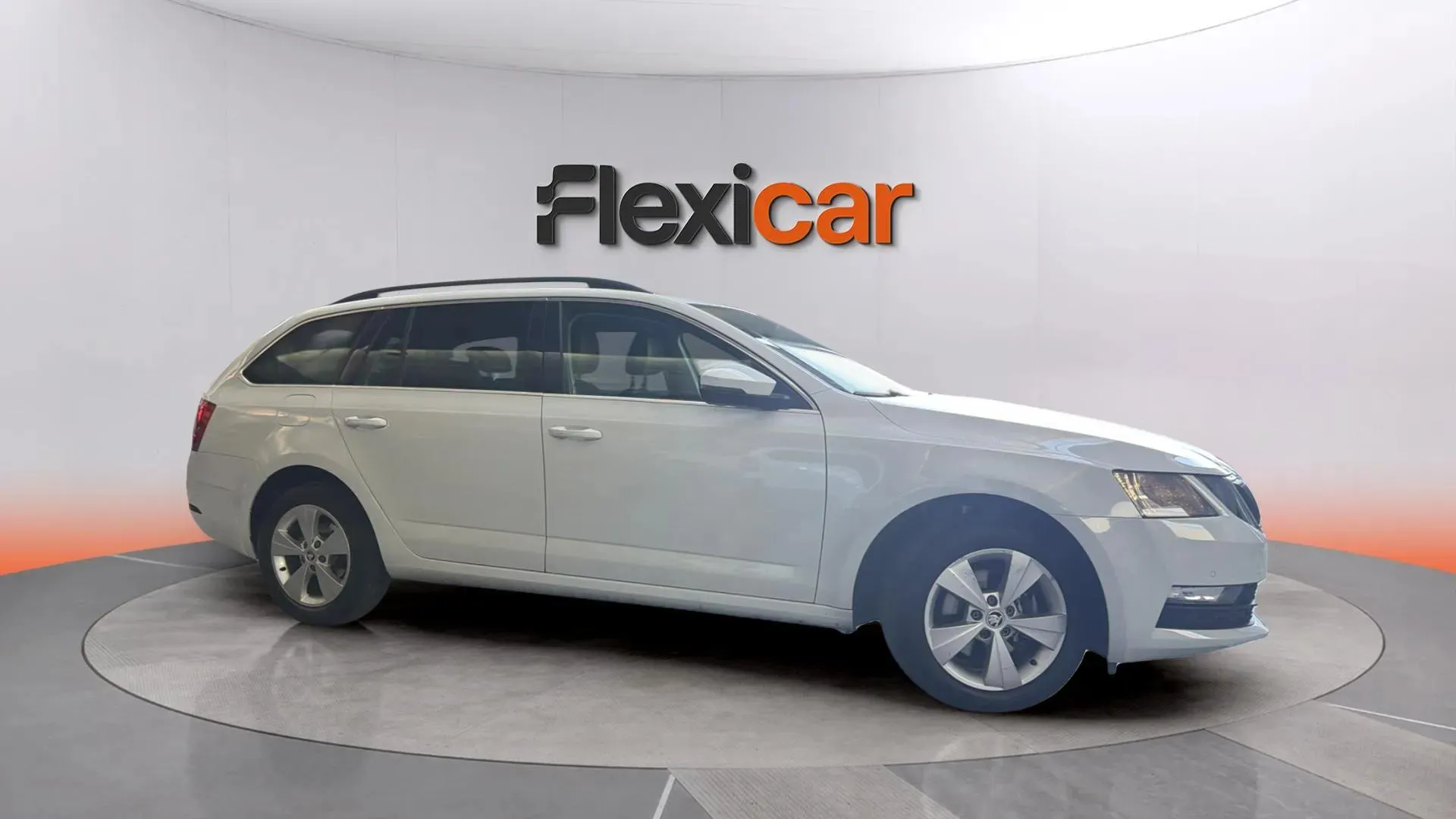 Škoda Octavia Combi 1.5 TSI DSG Ambition - foto 8