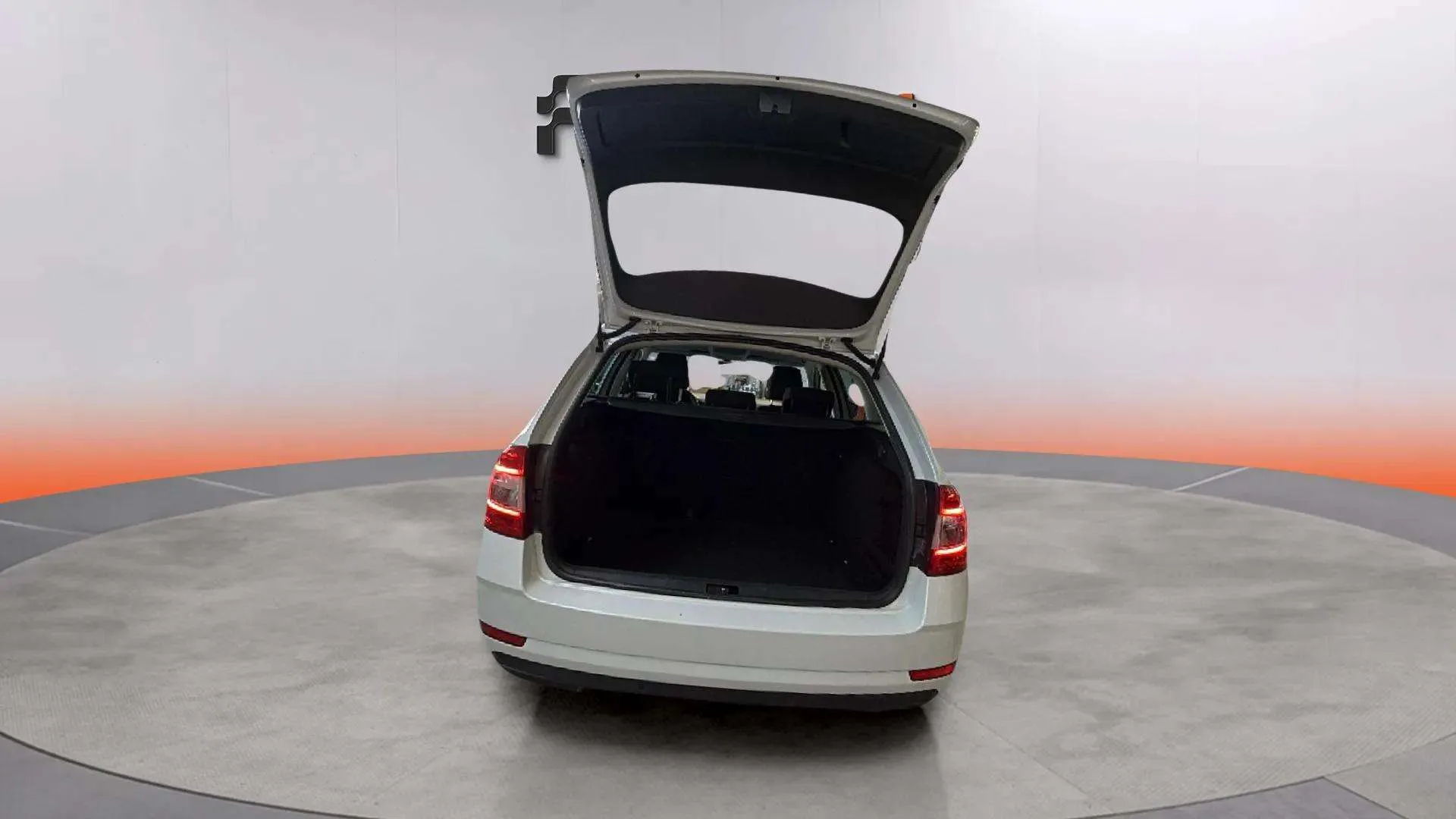 Škoda Octavia Combi 1.5 TSI DSG Ambition - foto 14