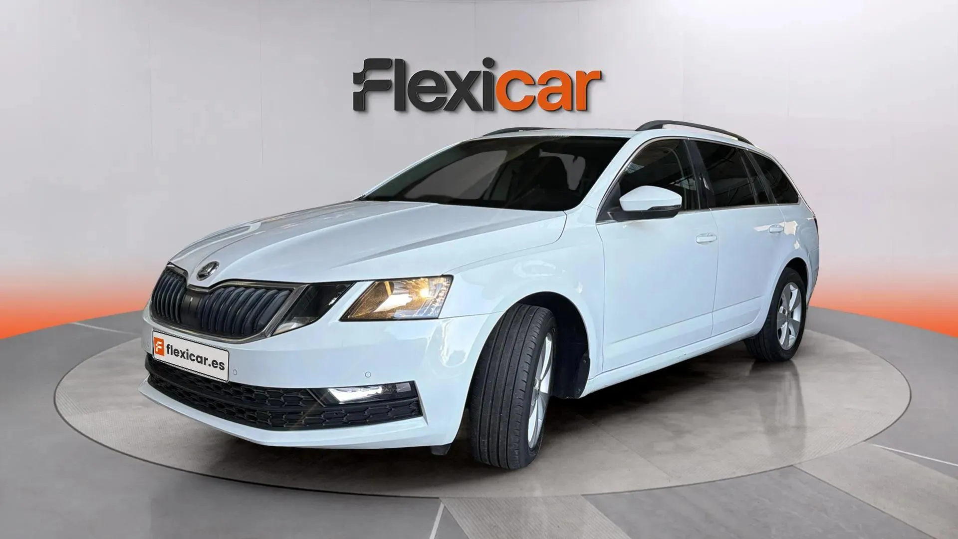 Škoda Octavia Combi 1.5 TSI DSG Ambition - foto 2