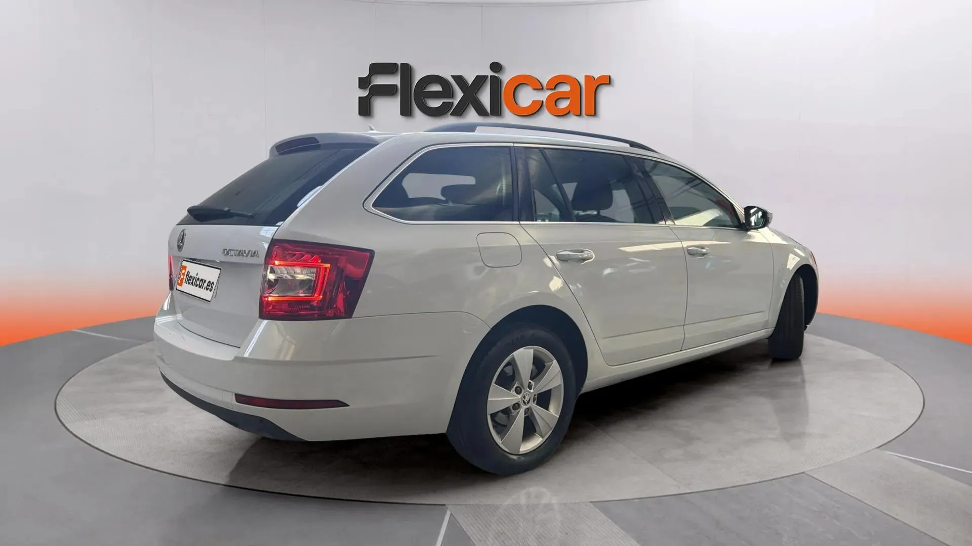 Škoda Octavia Combi 1.5 TSI DSG Ambition - foto 5