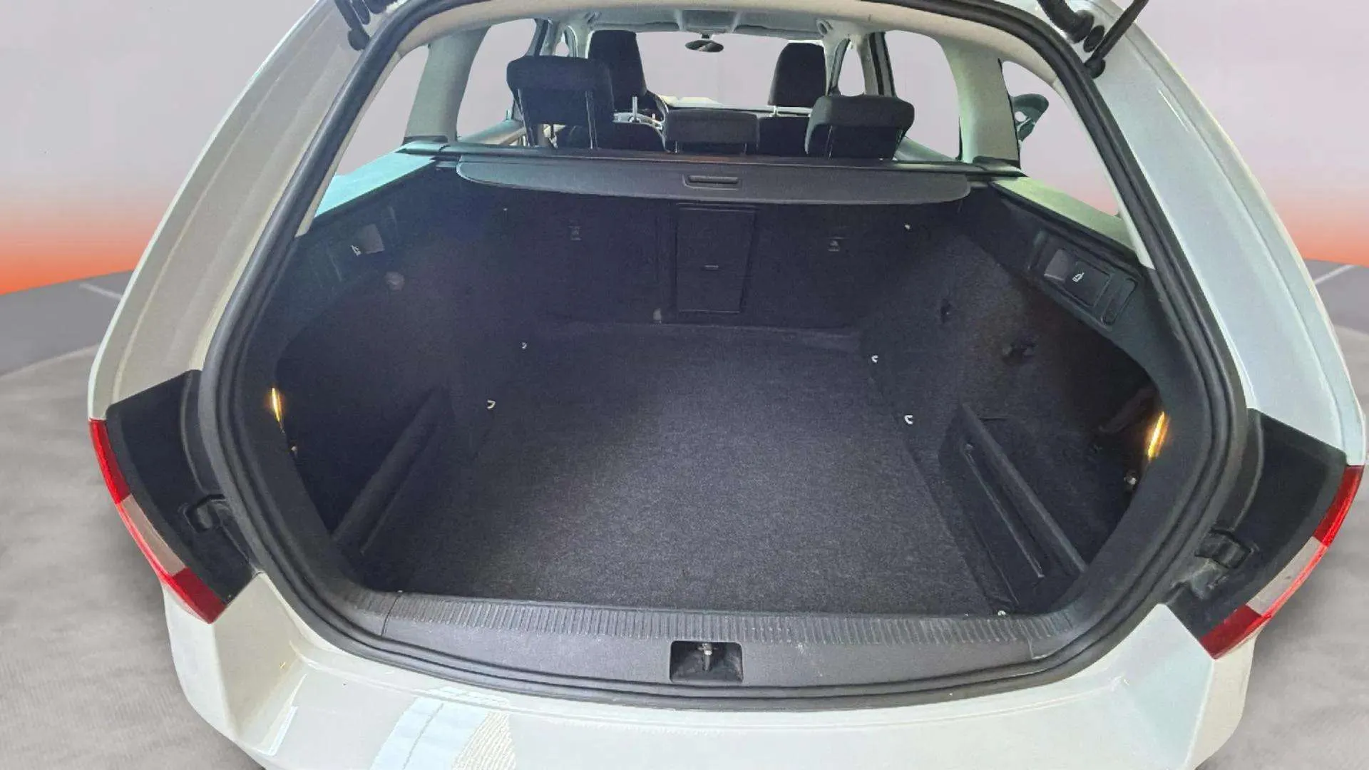 Škoda Octavia Combi 1.5 TSI DSG Ambition - foto 15
