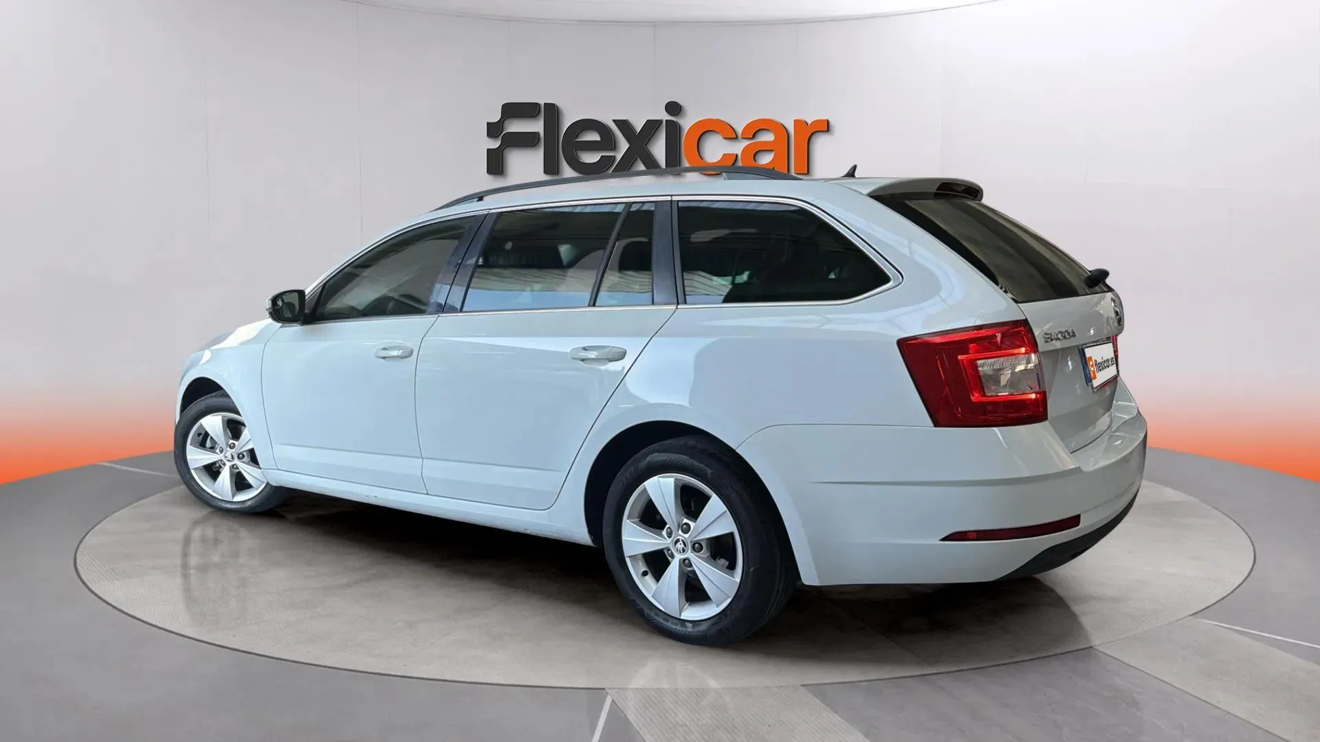 Škoda Octavia Combi 1.5 TSI DSG Ambition - foto 11