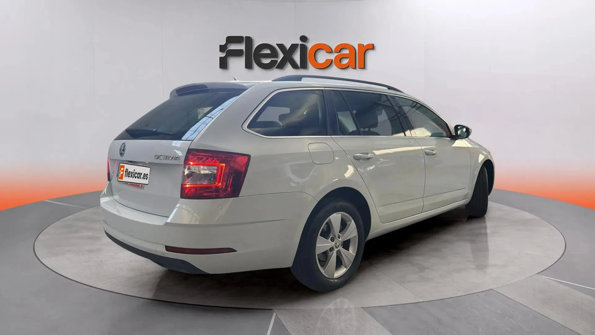 Škoda Octavia Combi 1.5 TSI DSG Ambition - foto 4