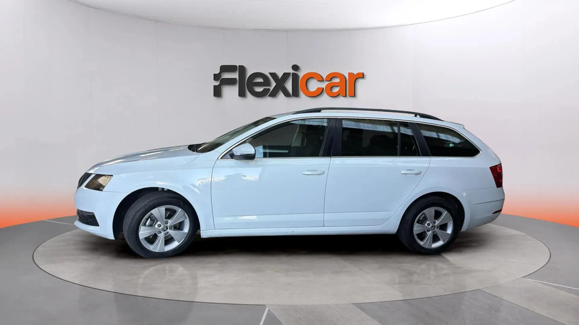 Škoda Octavia Combi 1.5 TSI DSG Ambition - foto 10