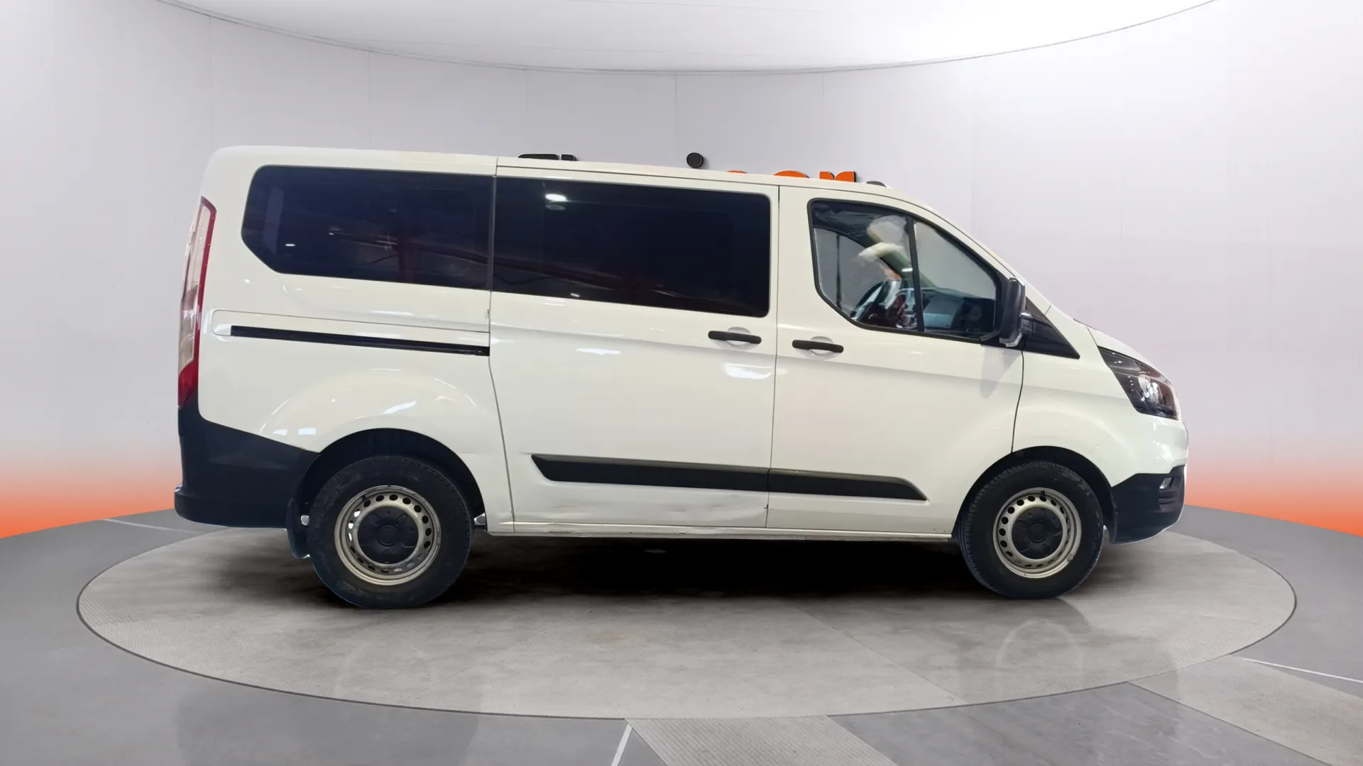 Ford Transit Custom 2.0 TDCi - foto 2