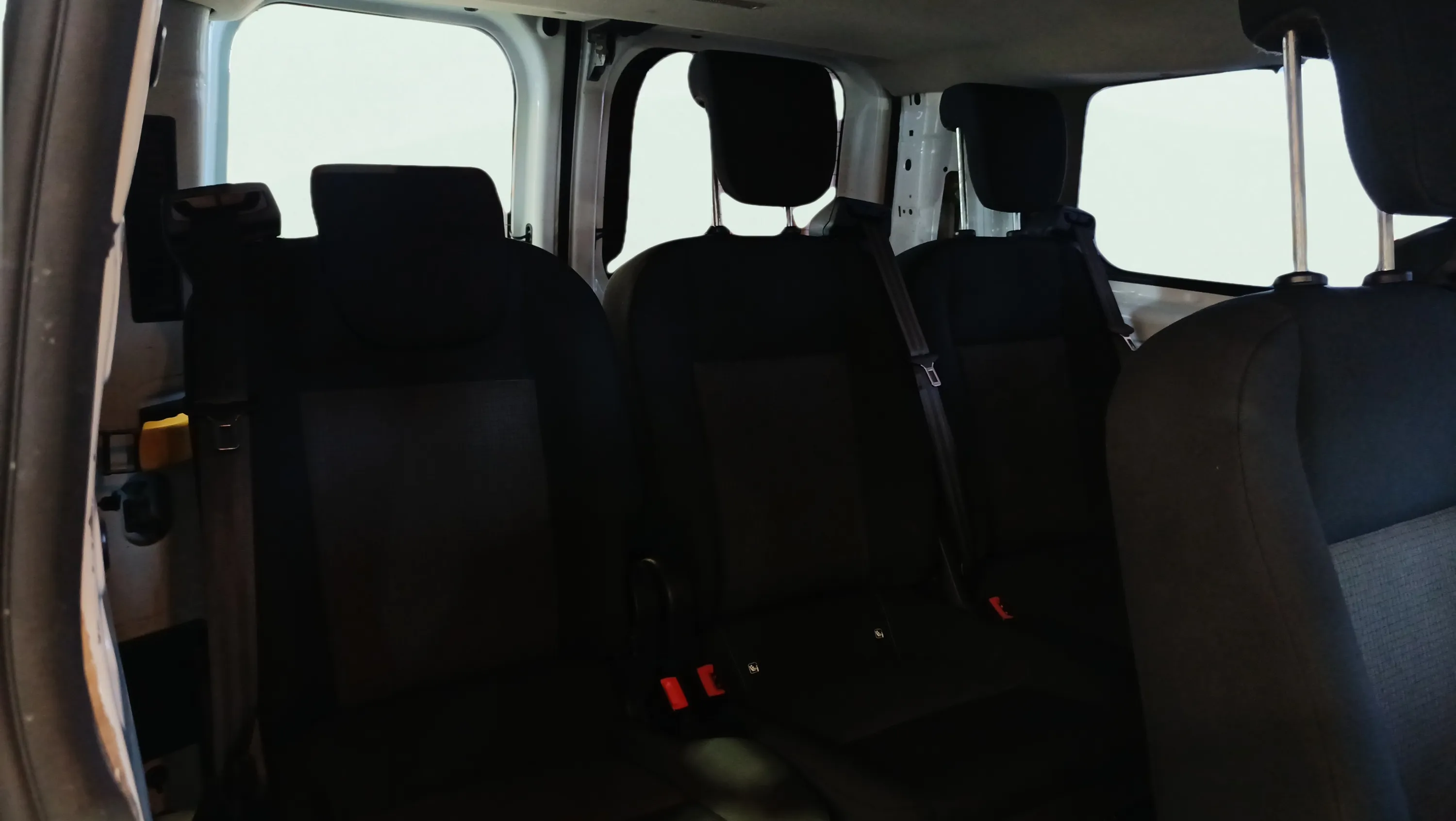 Ford Transit Custom 2.0 TDCi - foto 31