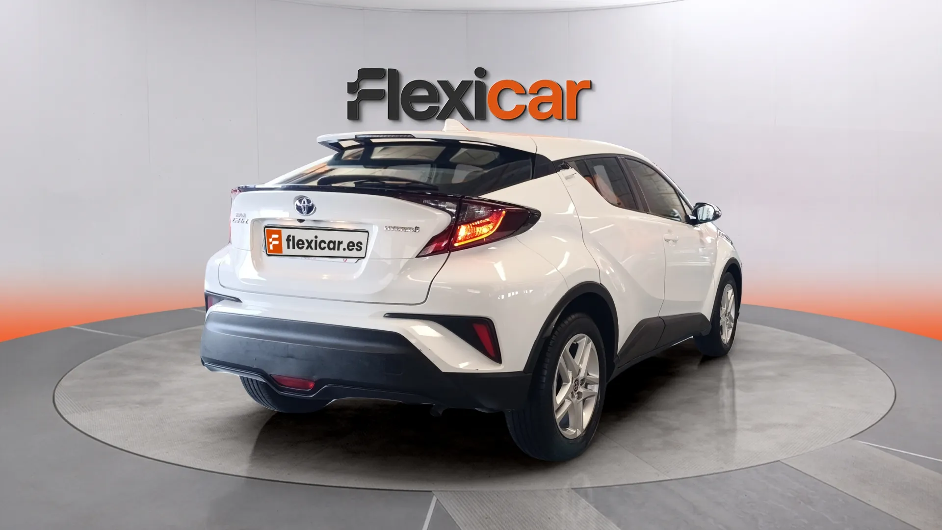 Toyota C-HR 1.8 125H Active - foto 3