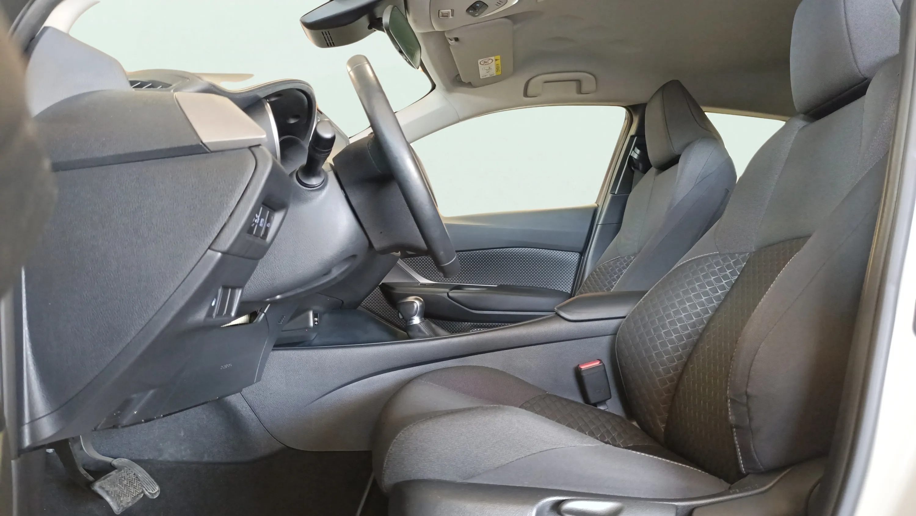 Toyota C-HR 1.8 125H Active - foto 28