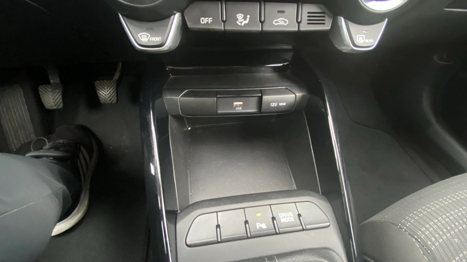 Kia Stonic 1.0 T-GDi MHEV iMT Drive - foto 22
