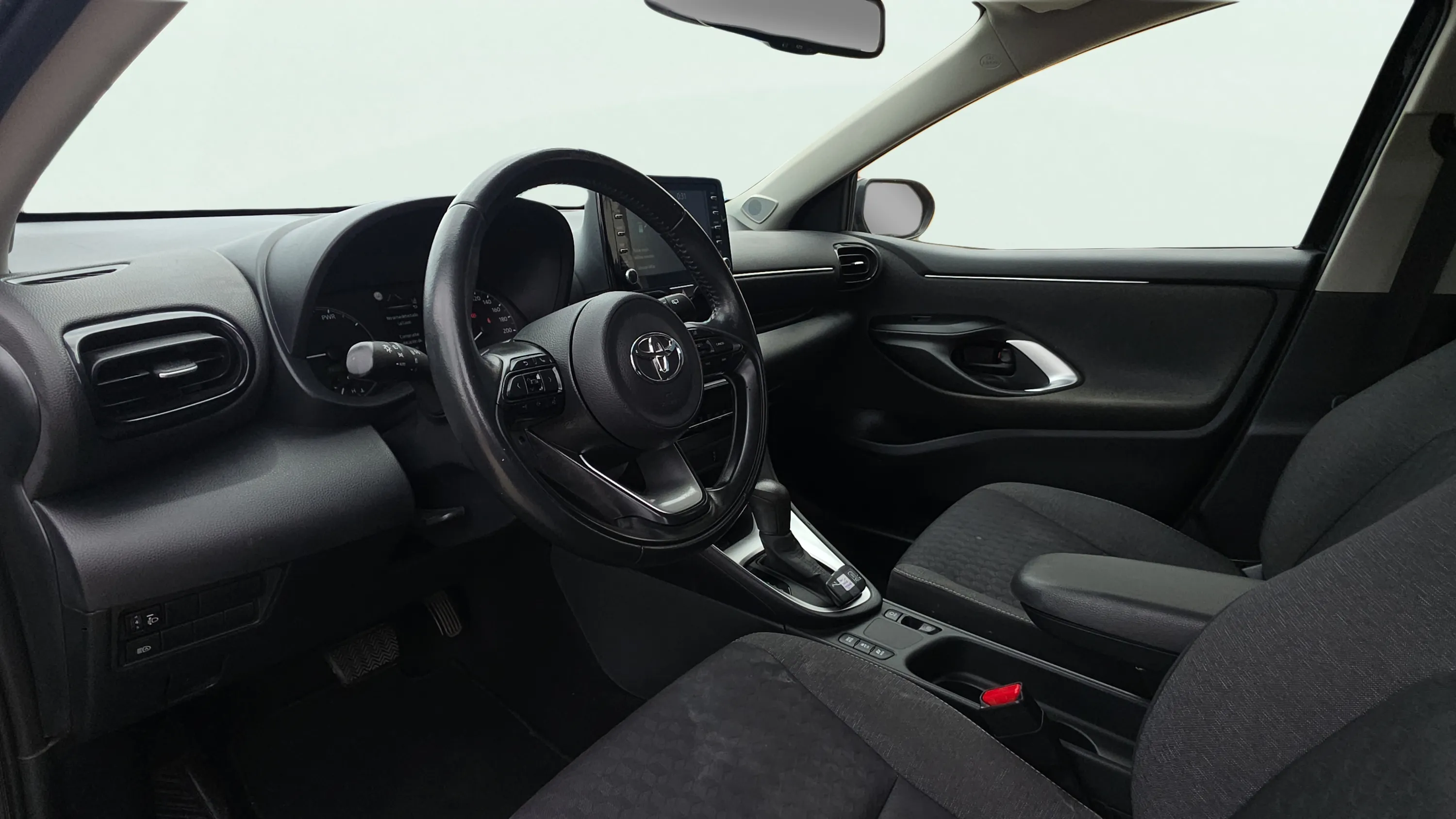 Toyota Yaris 1.5 120H Active Tech - foto 10