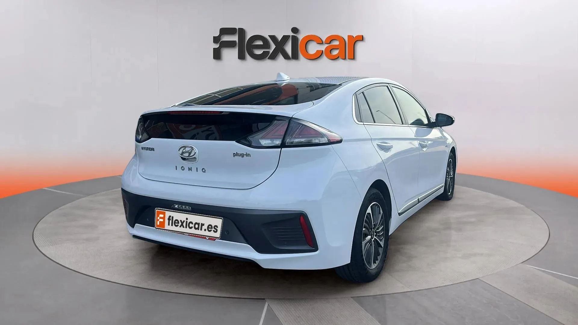 Hyundai Ioniq 1.6 GDI PHEV Klass DCT - foto 6