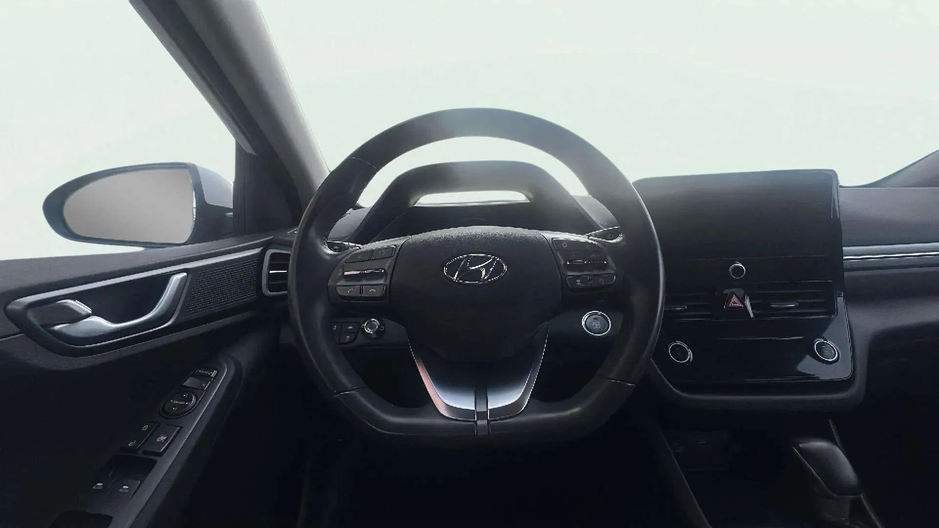 Hyundai Ioniq 1.6 GDI PHEV Klass DCT - foto 13