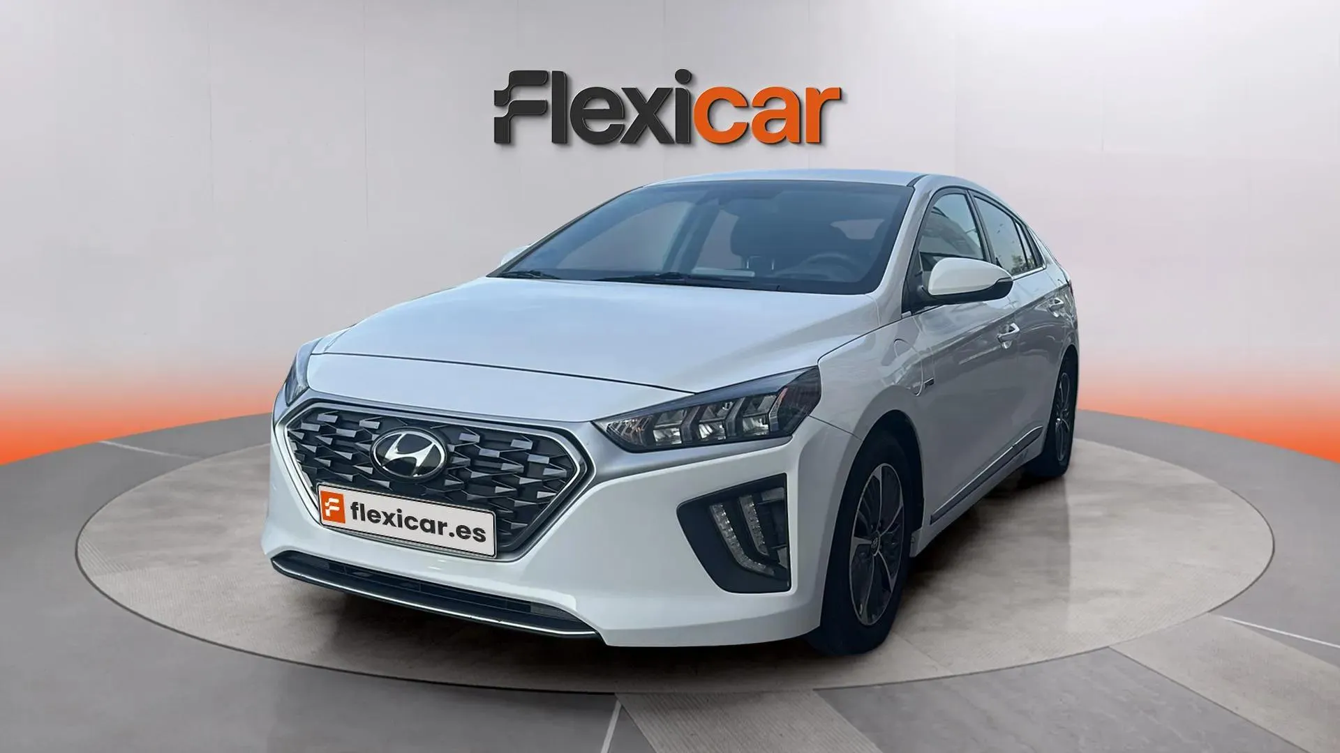 Hyundai Ioniq 1.6 GDI PHEV Klass DCT - foto 3