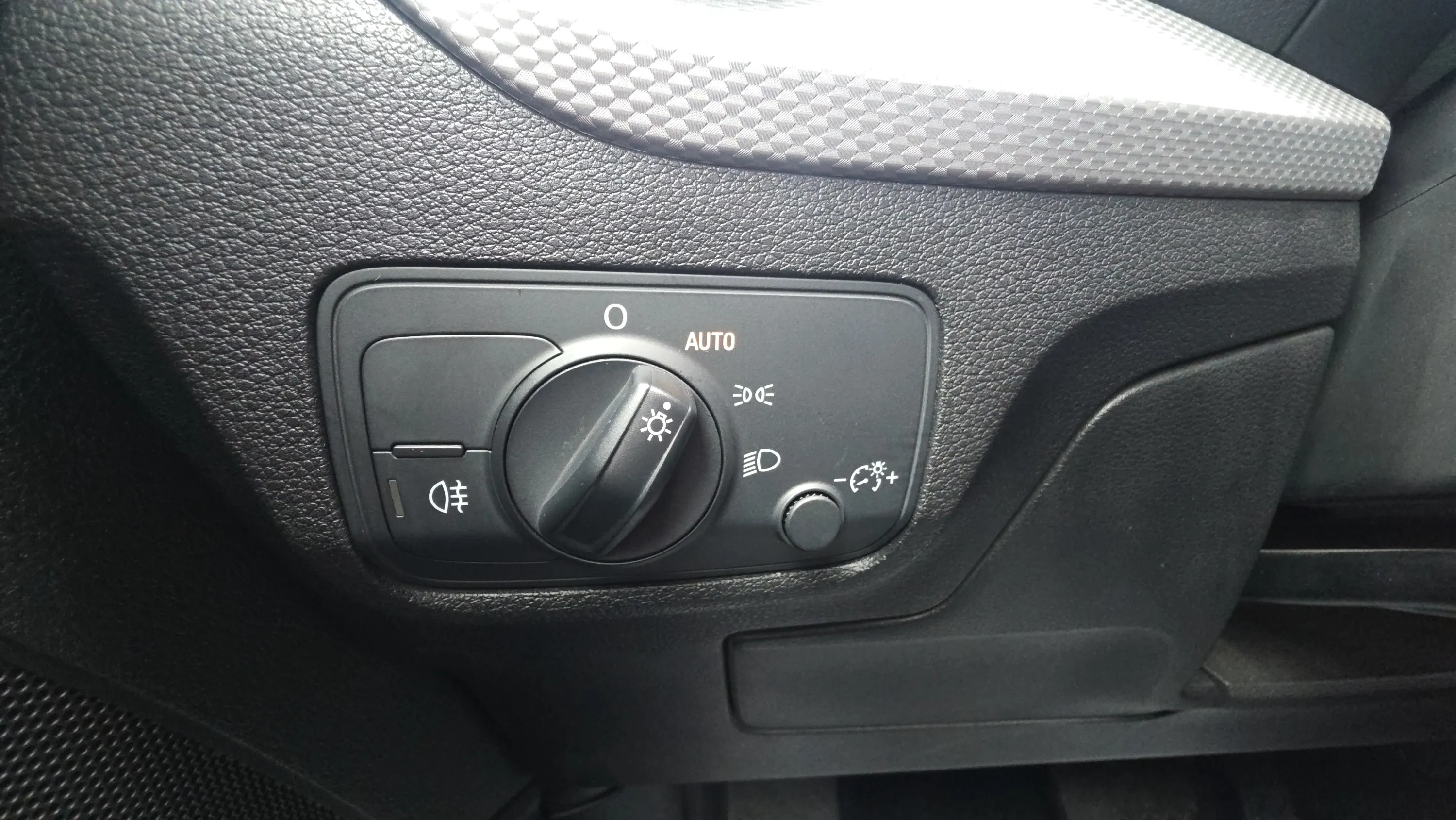 Audi Q2 Advanced 35 TFSI S tronic - foto 22
