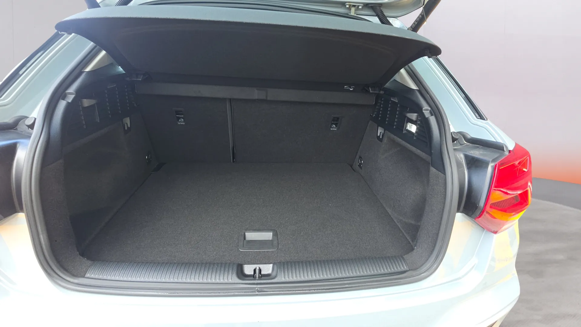 Audi Q2 Advanced 35 TFSI S tronic - foto 9