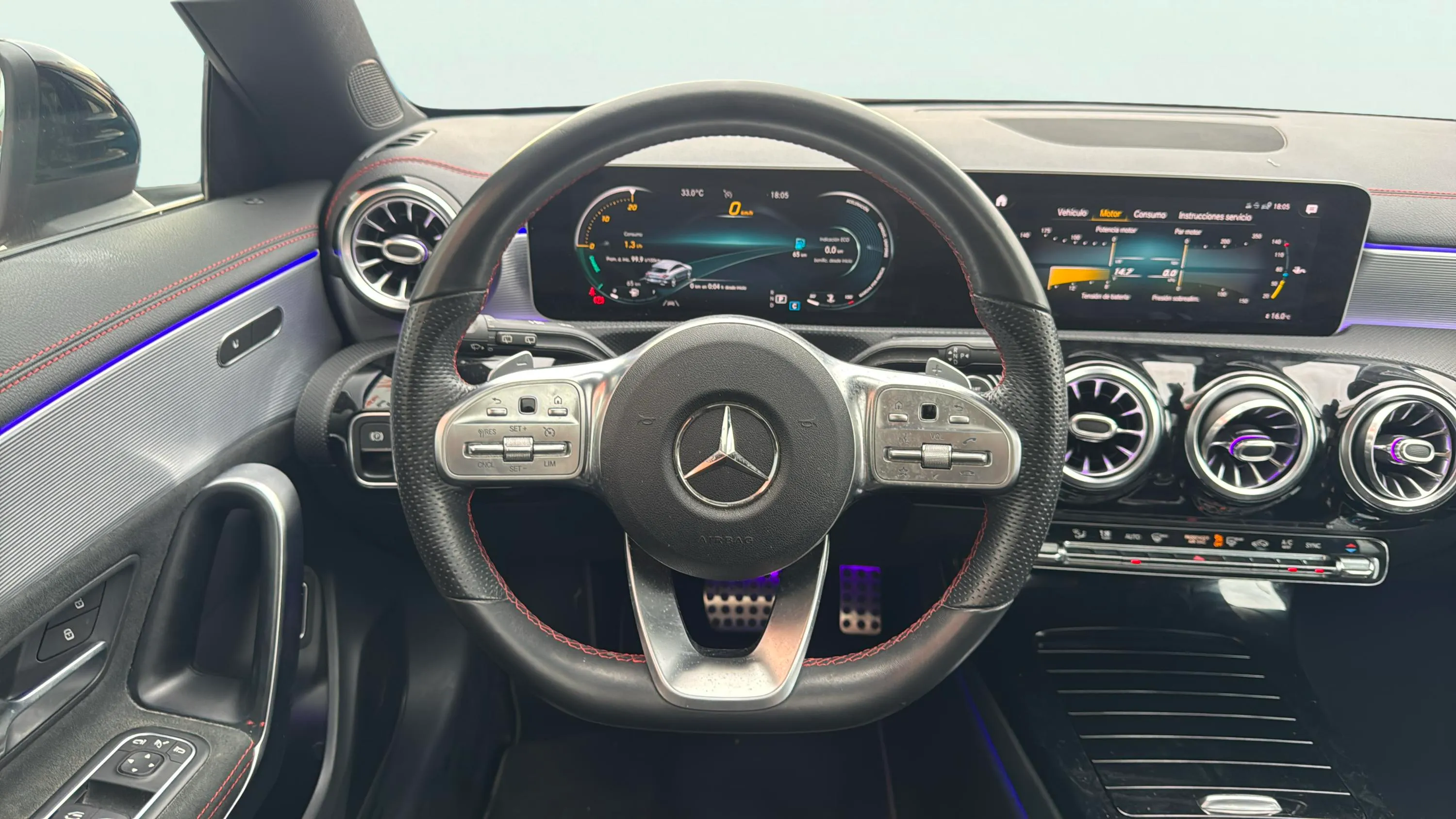 Mercedes-Benz CLA 200 Shooting Brake - foto 13