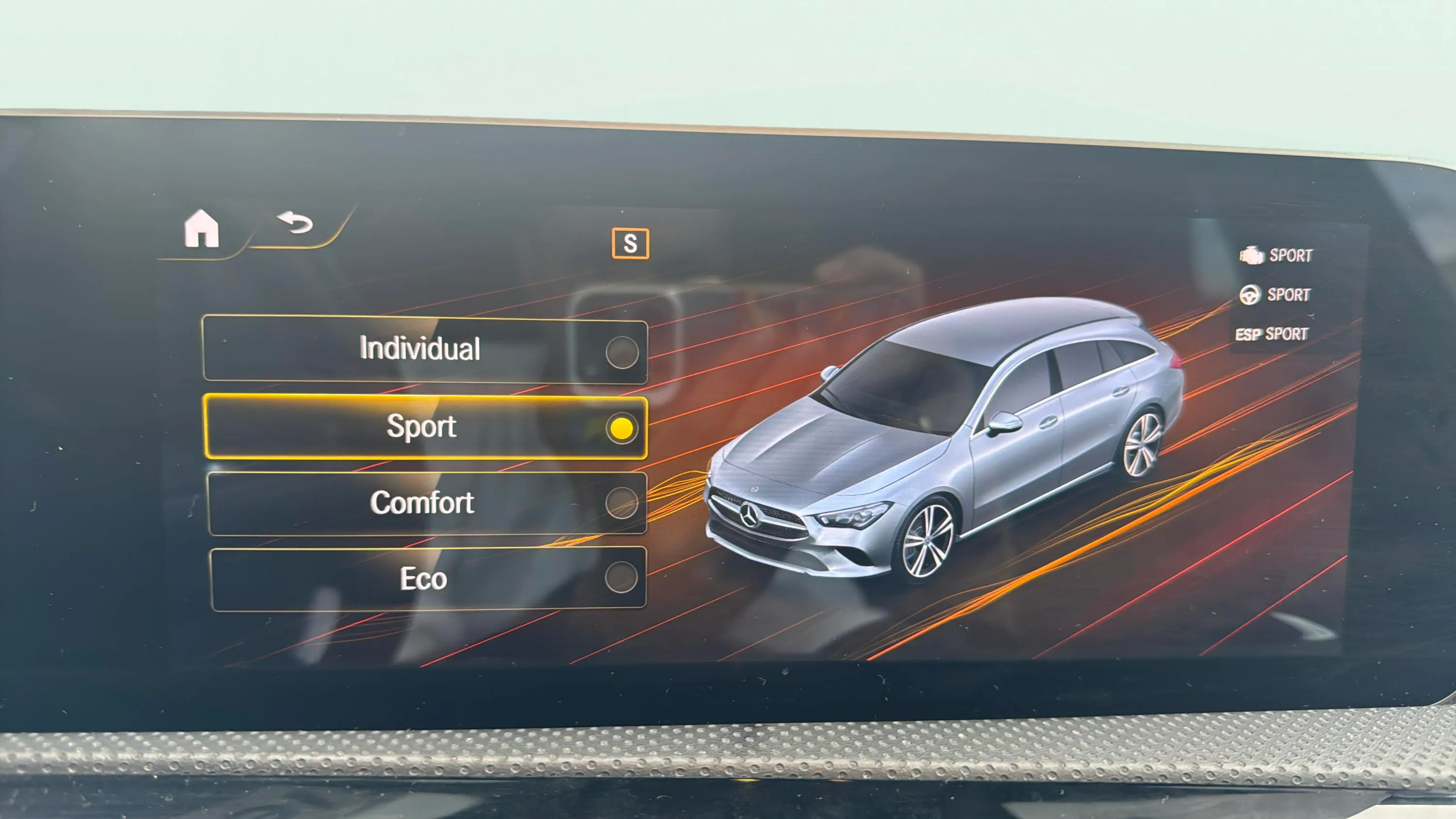 Mercedes-Benz CLA 200 Shooting Brake - foto 20