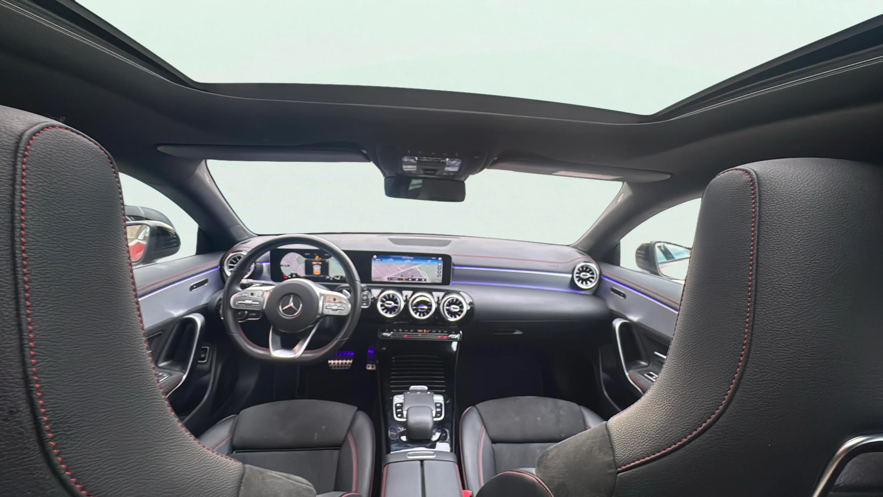 Mercedes-Benz CLA 200 Shooting Brake - foto 12