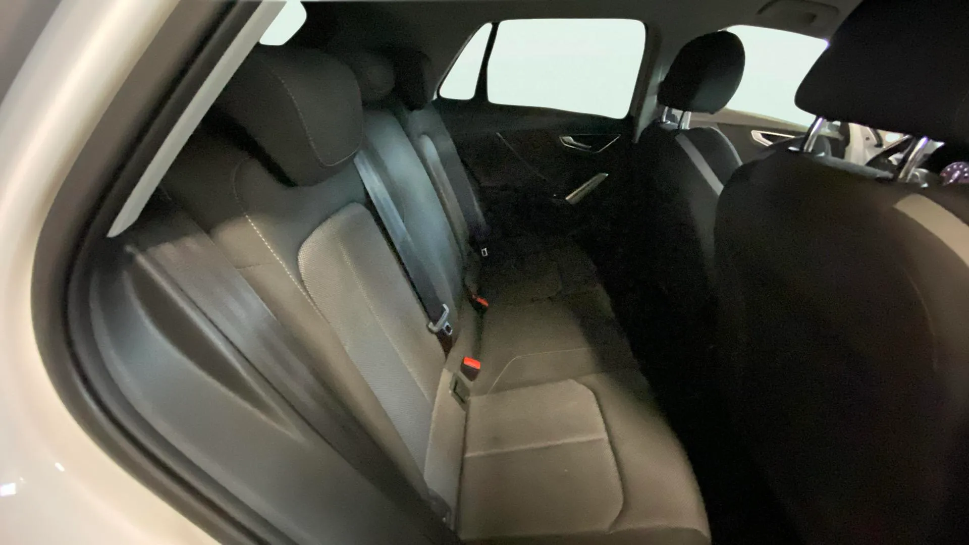 Audi Q2 Advanced 35 TFSI S tronic - foto 15