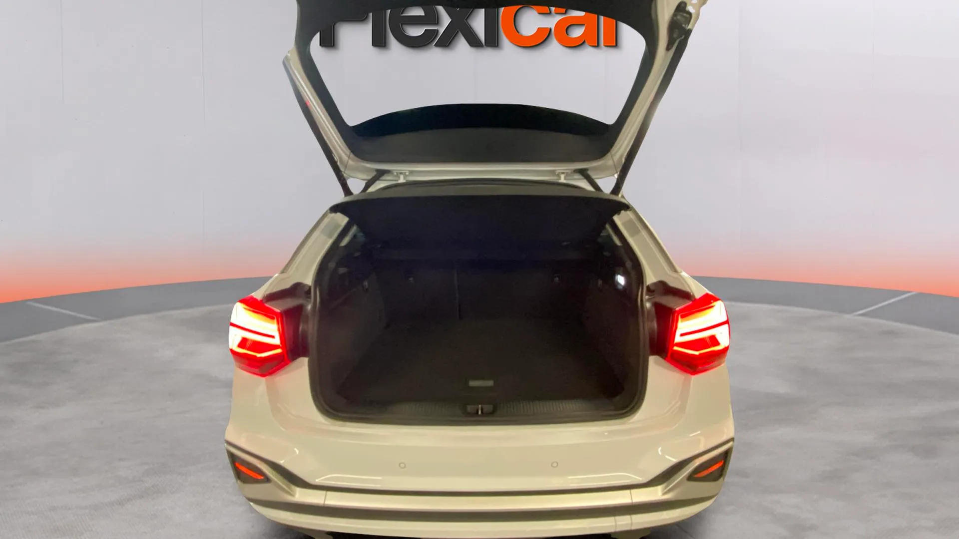 Audi Q2 Advanced 35 TFSI S tronic - foto 16
