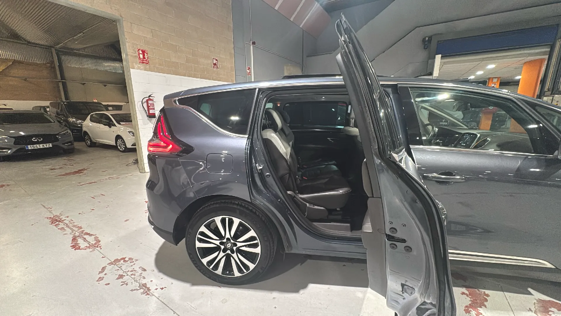 Renault Espace Initiale Paris Energy dCi TT EDC - foto 13