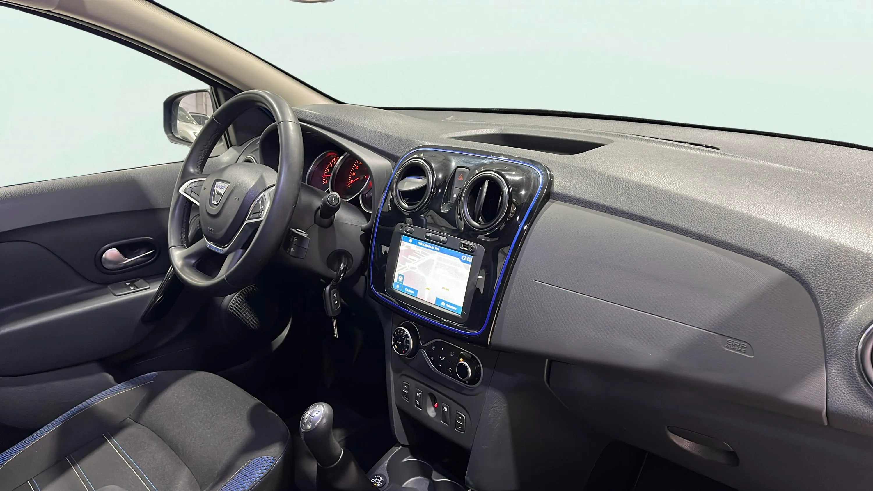 Dacia Sandero Stepway Essential TCe GLP - foto 12