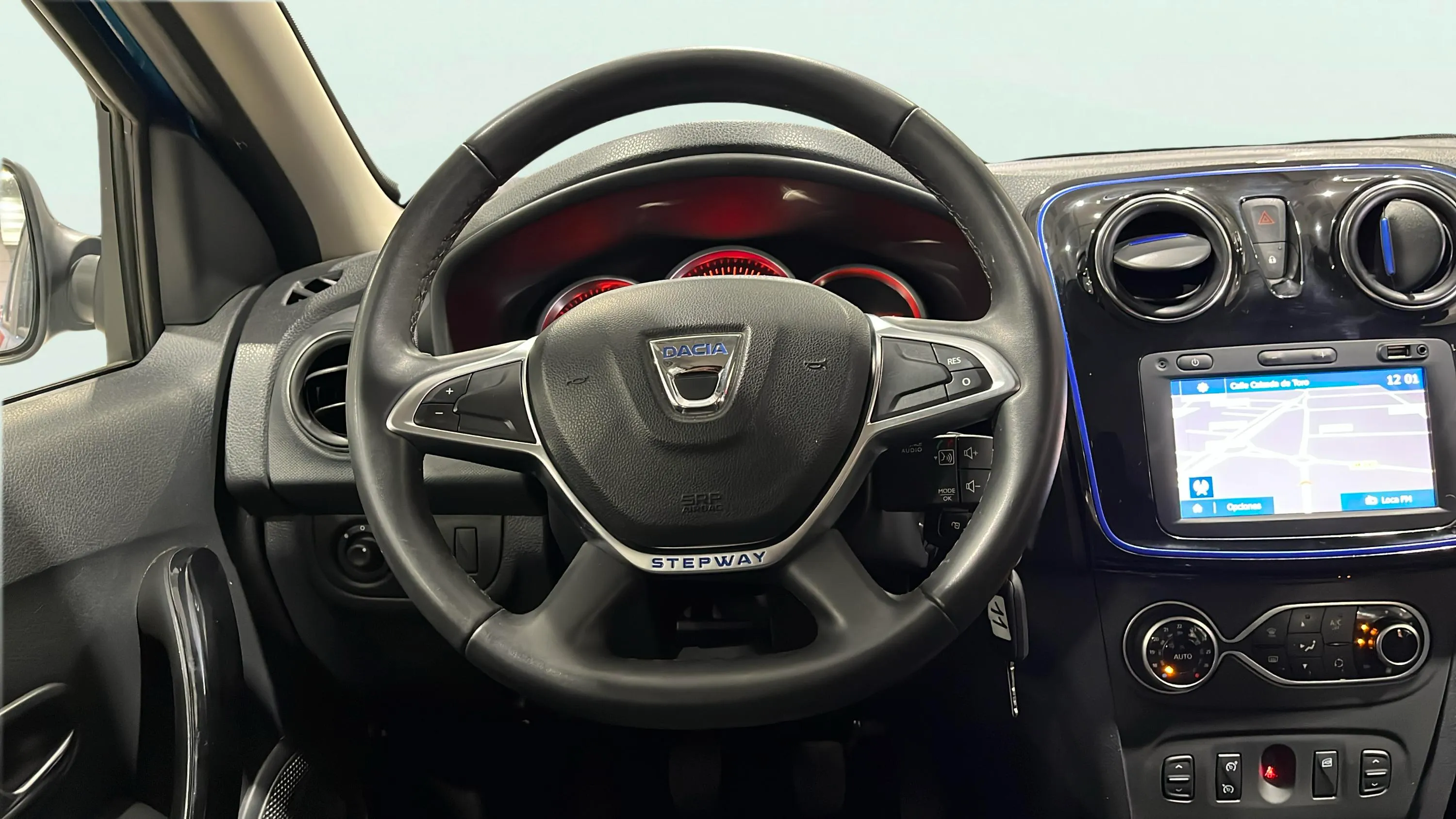 Dacia Sandero Stepway Essential TCe GLP - foto 29