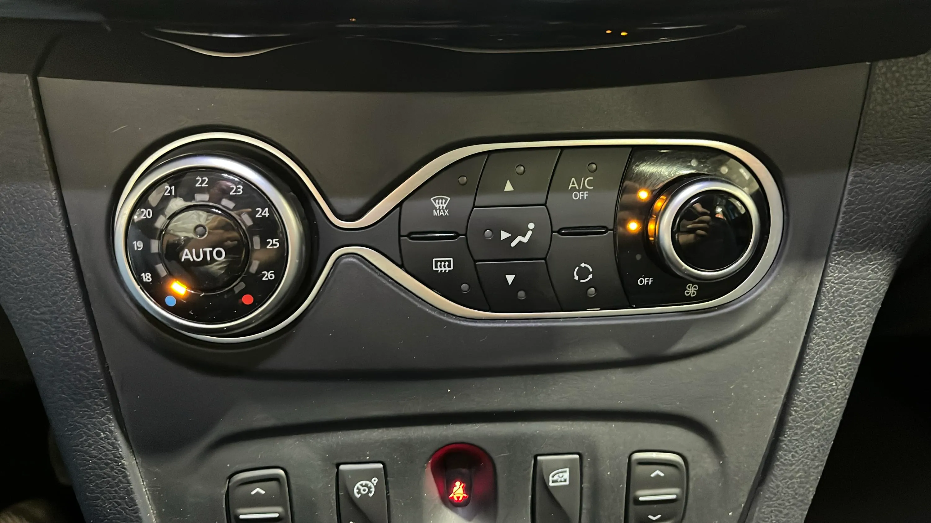 Dacia Sandero Stepway Essential TCe GLP - foto 22