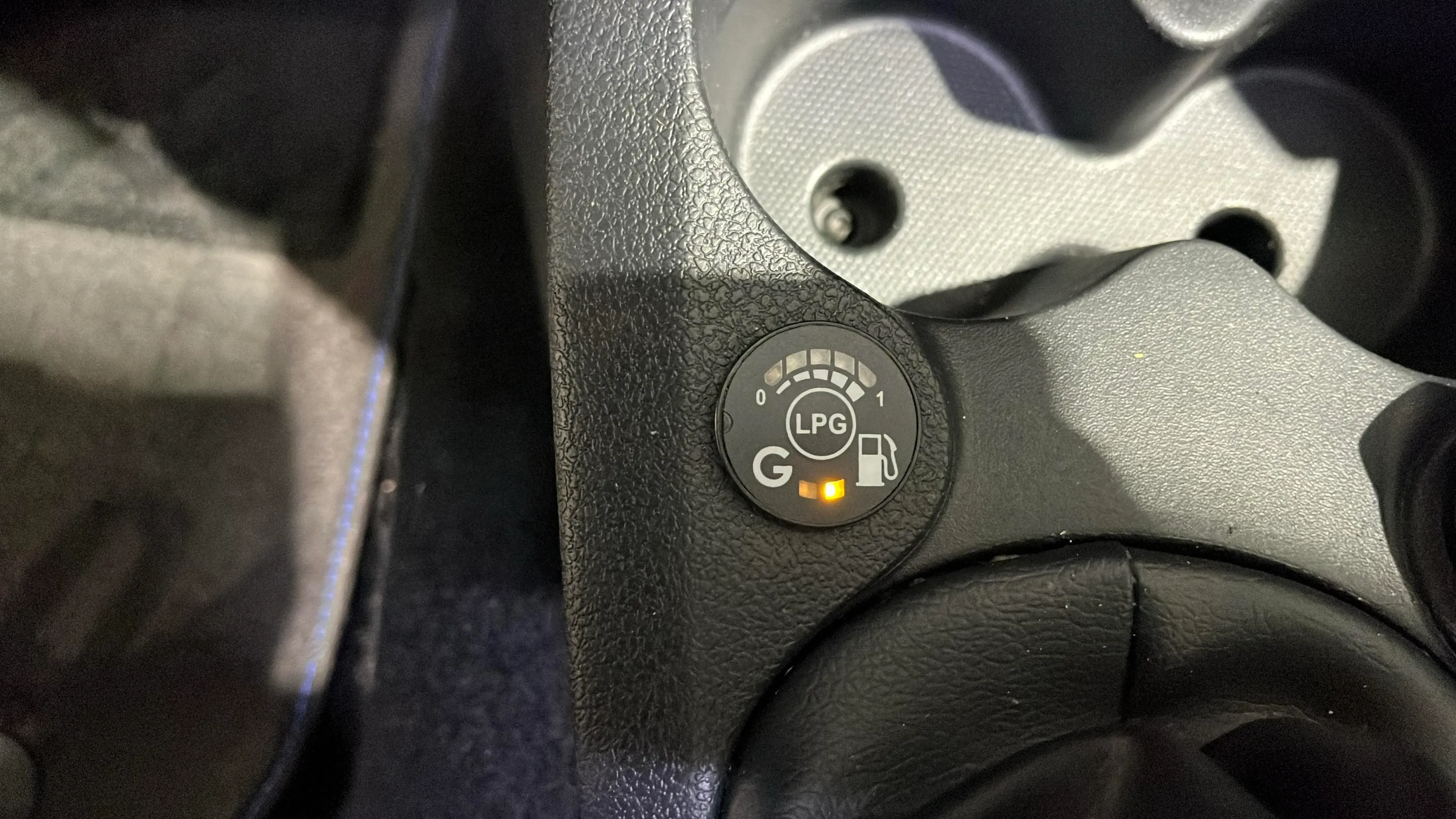 Dacia Sandero Stepway Essential TCe GLP - foto 24