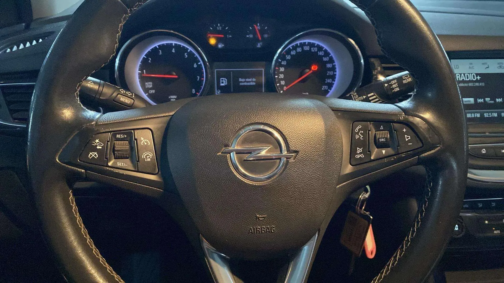 Opel Astra 1.2T SHT Design Tech - foto 32