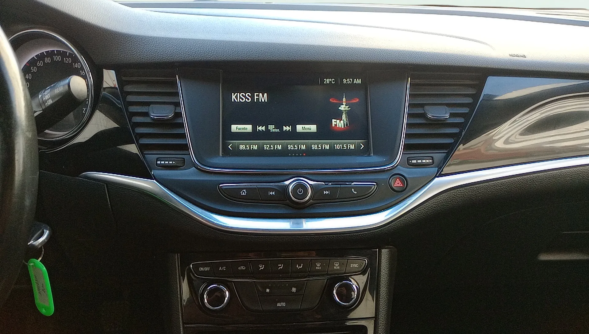 Opel Astra 1.2T SHT Design Tech - foto 13