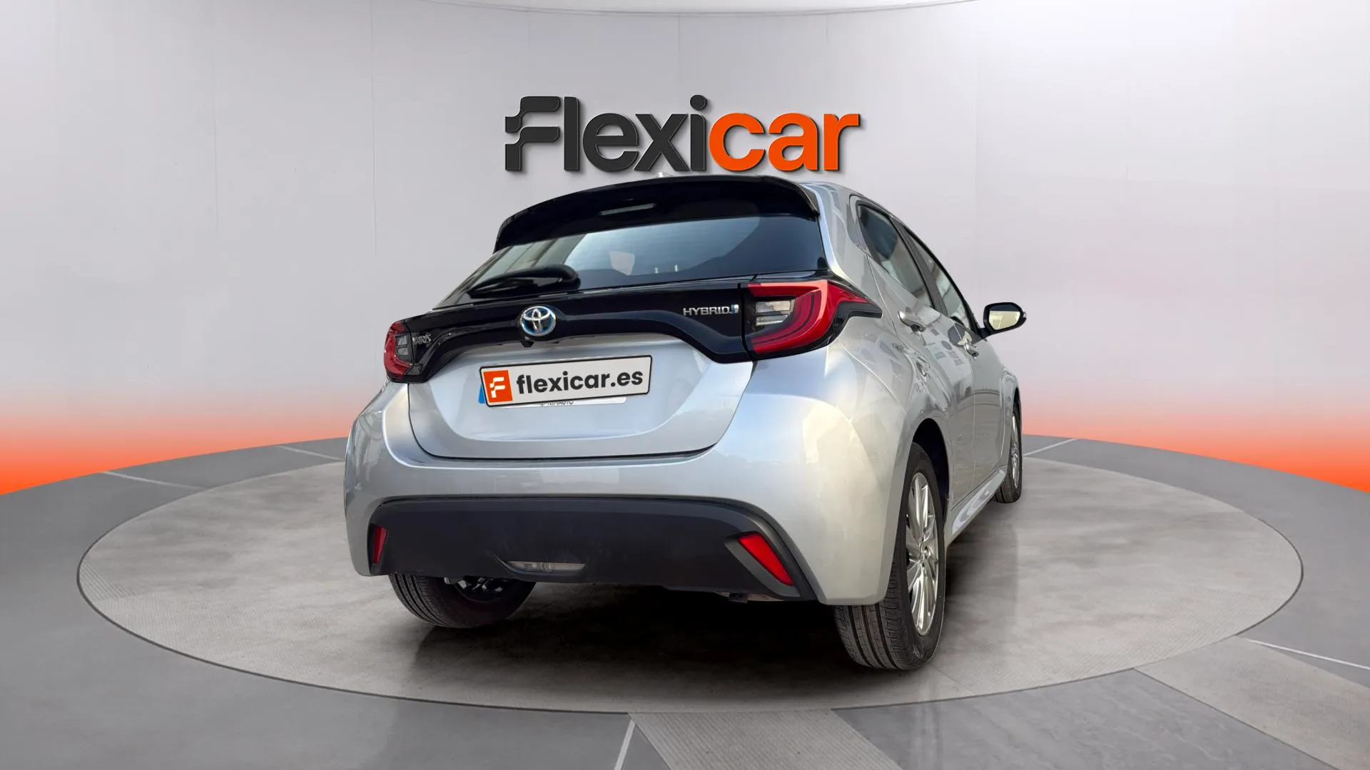 Toyota Yaris 1.5 120H Active Plus - foto 7