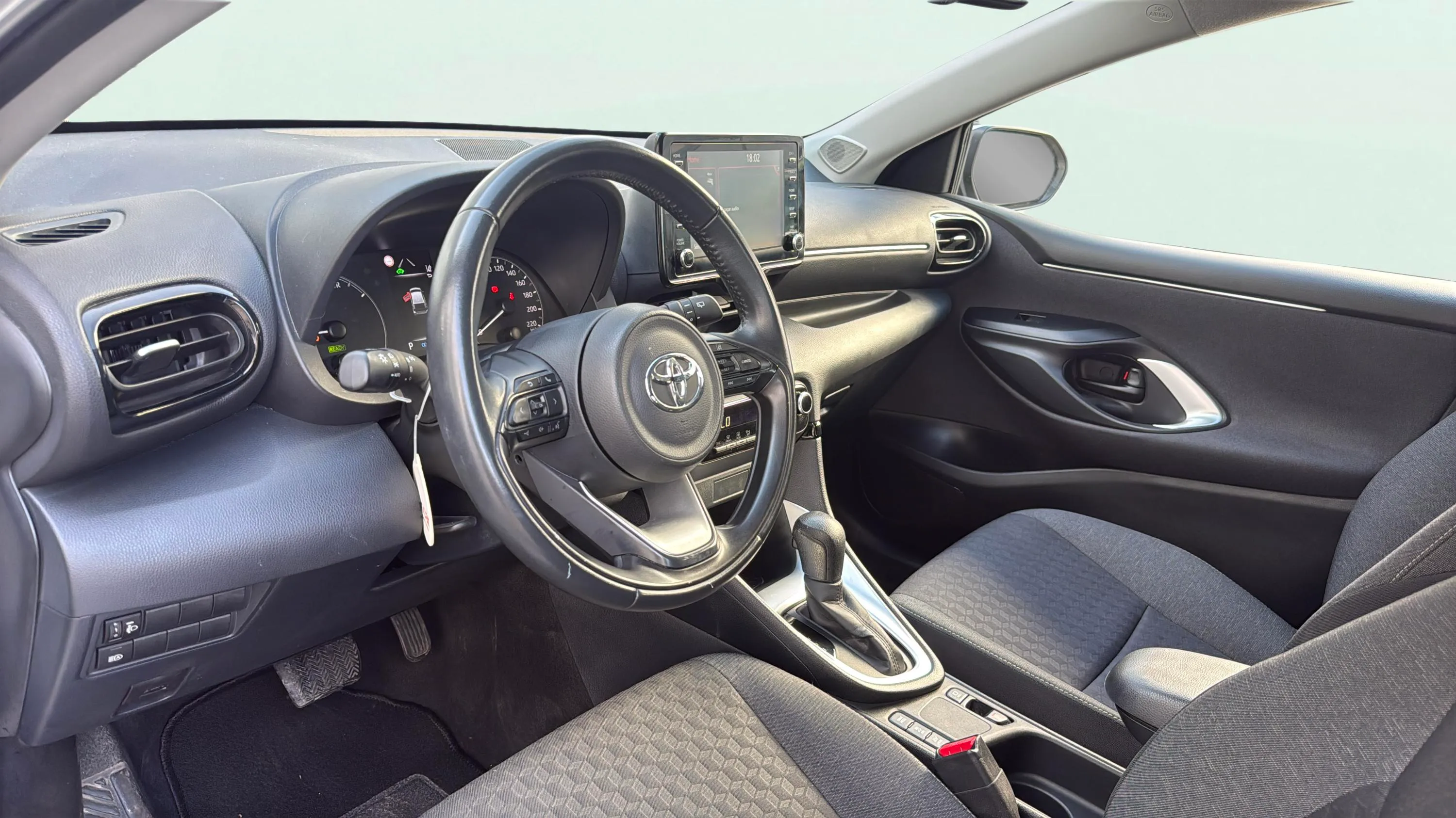 Toyota Yaris 1.5 120H Active Plus - foto 14