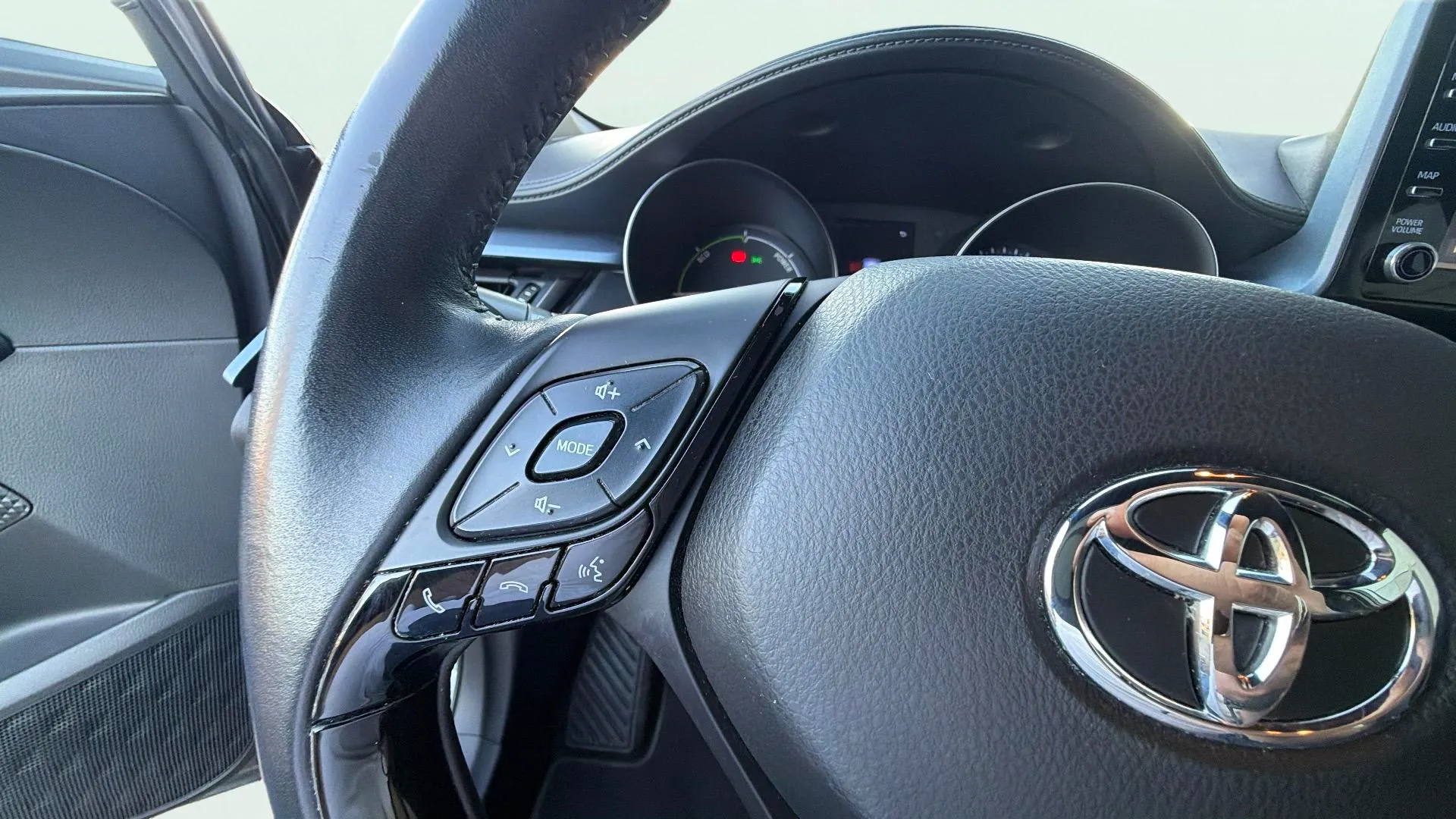 Toyota C-HR 1.8 125H Advance - foto 20