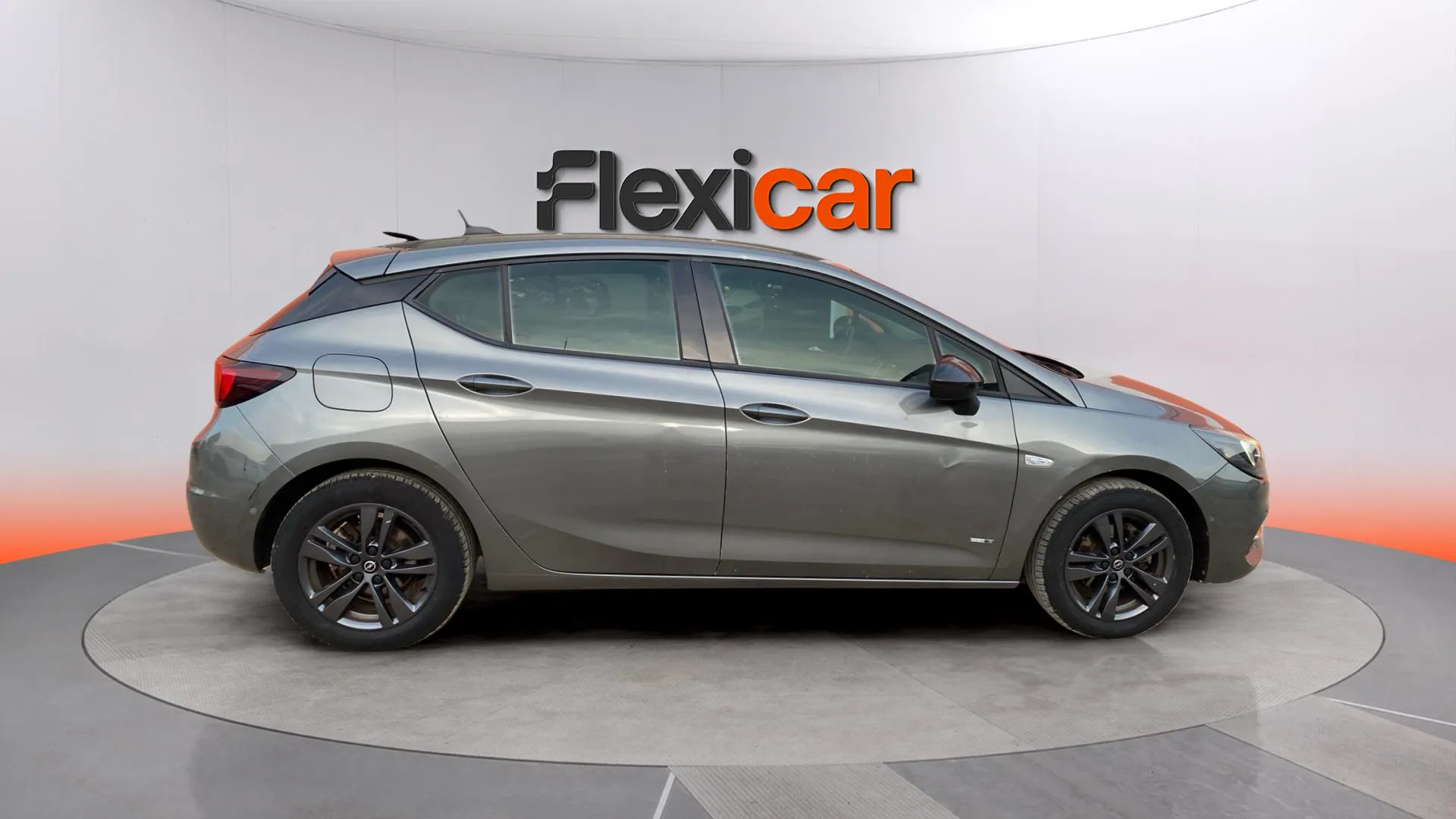 Opel Astra 1.2T SHT Design Tech - foto 5