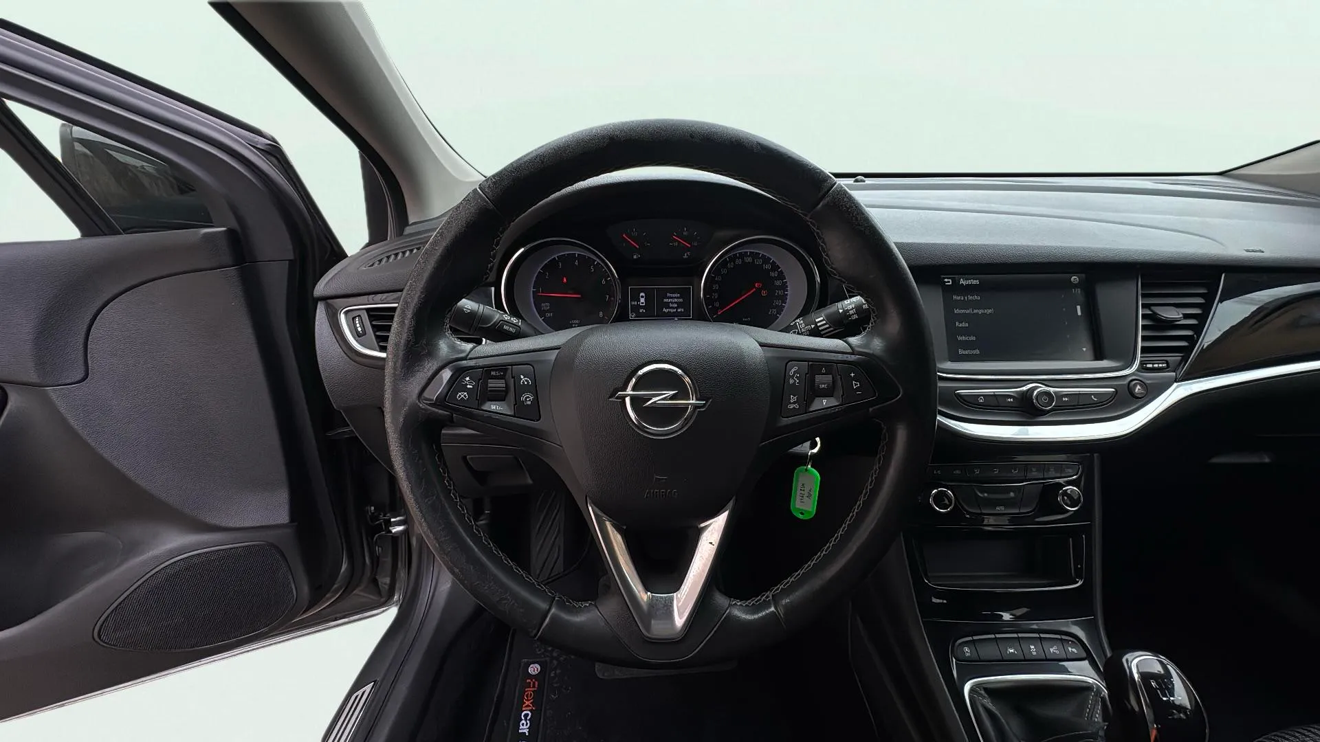 Opel Astra 1.2T SHT Business Elegance - foto 12