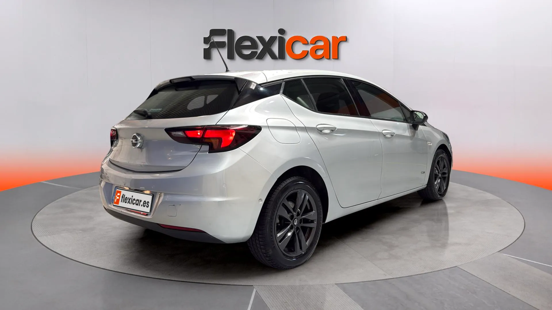 Opel Astra 1.2T SHT Business Elegan ST - foto 7
