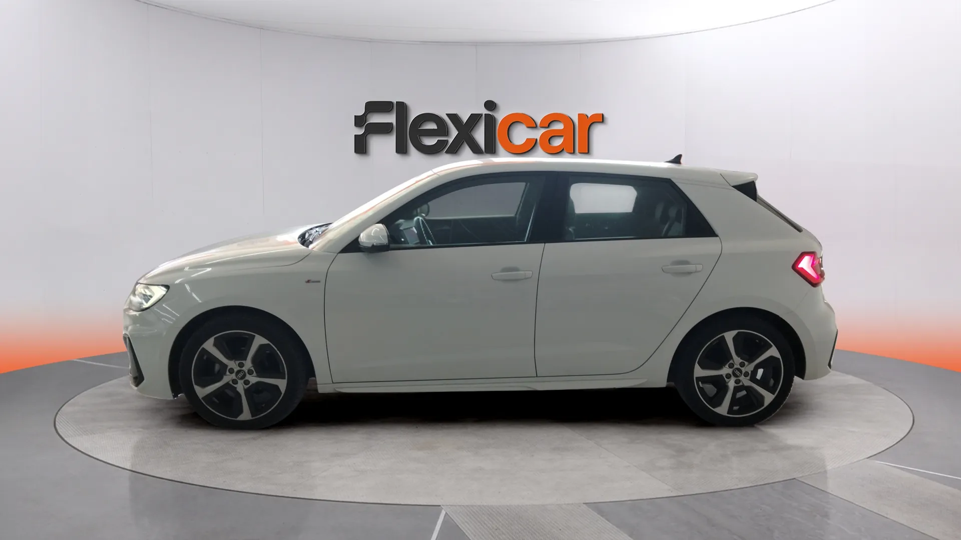 Audi A1 Sportback Adrenalin 25 TFSI - foto 5