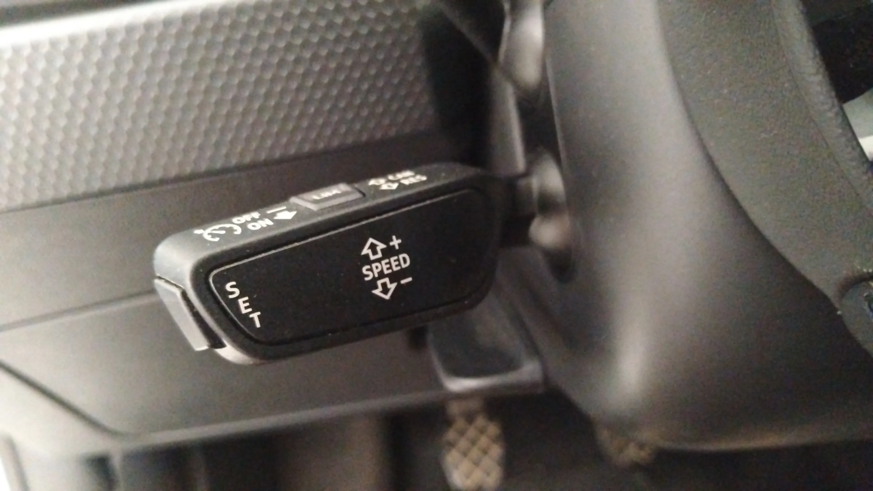 Audi A1 Sportback Adrenalin 25 TFSI - foto 29