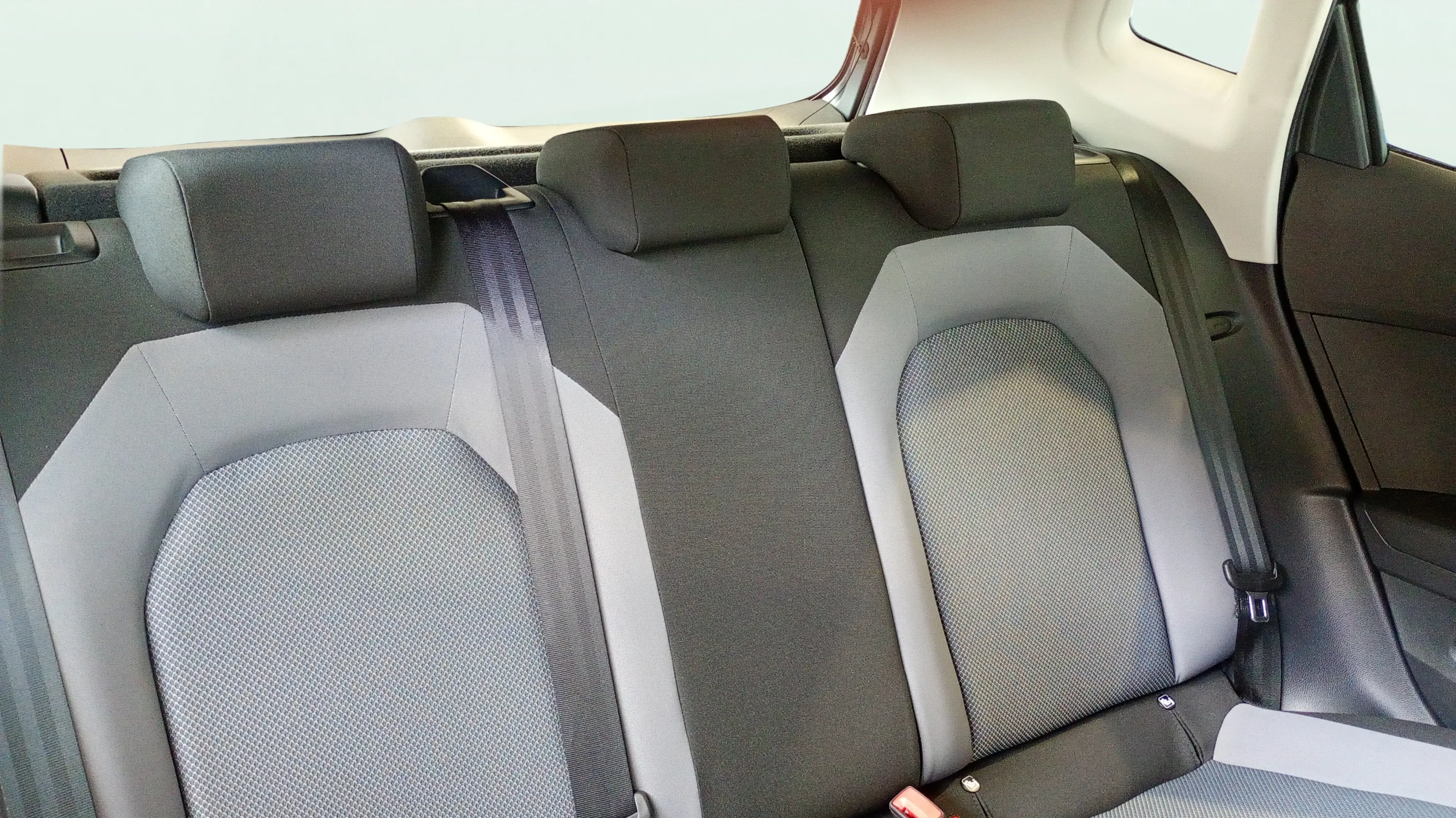 SEAT Arona 1.0 TSI Style Ecomotive - foto 18