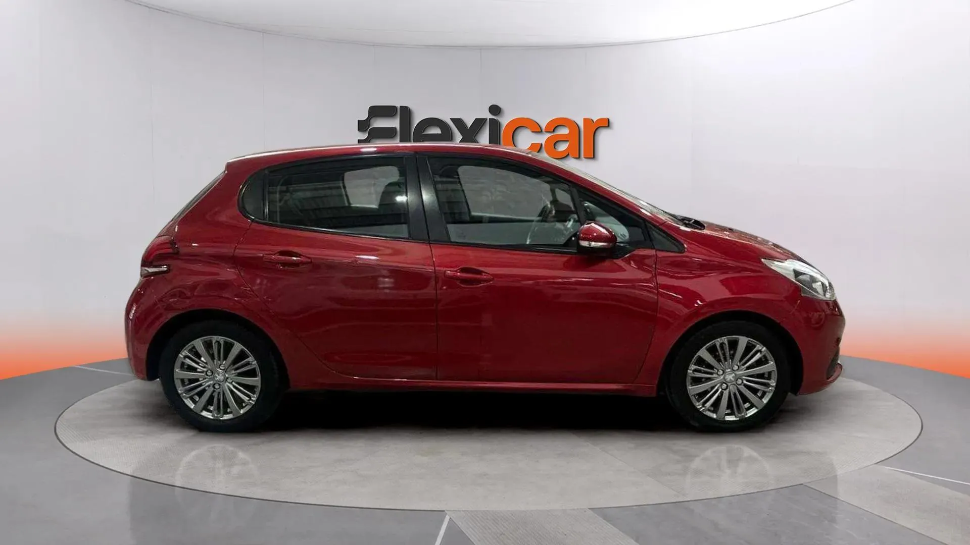Peugeot 208 Active PureTech - foto 8